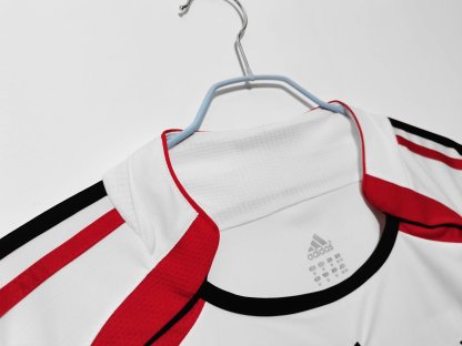 2006/07 AC Milan Retro (Away)
