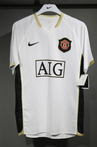2006/07 Manchester United Retro (Away)
