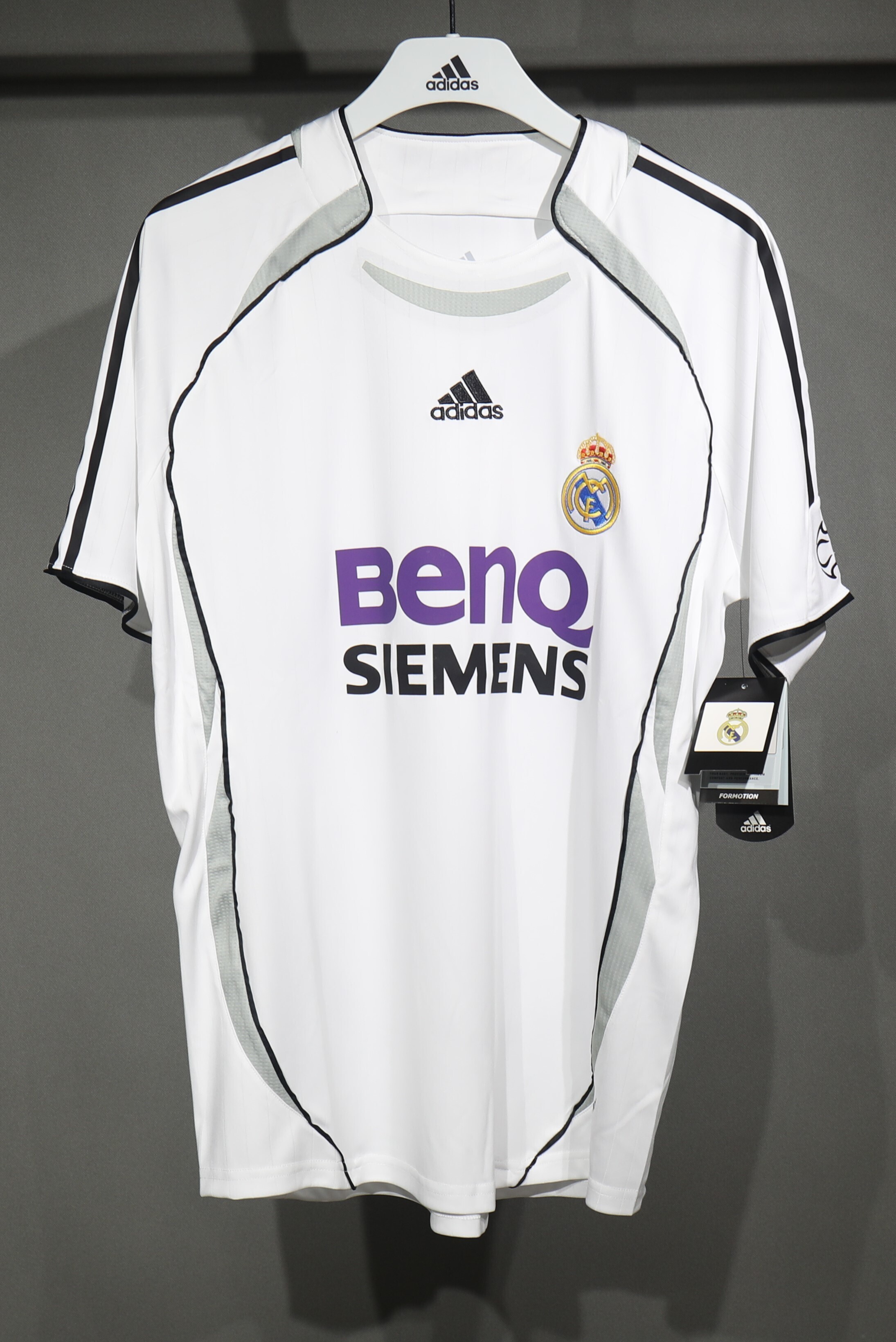 2006/07 Real Madrid Retro (Home)