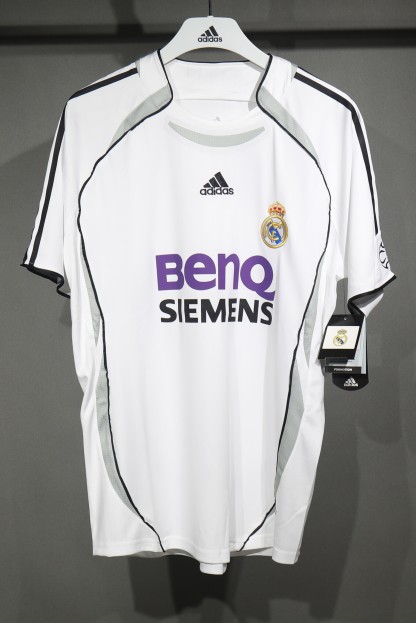 2006/07 Real Madrid Retro (Home)