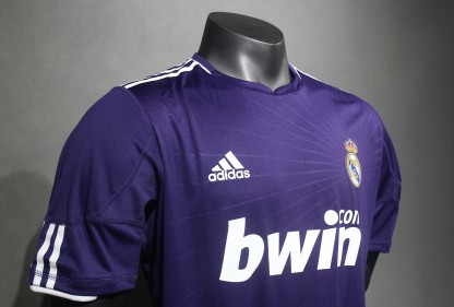 2010/11 Real Madrid Retro (Away 3rd)