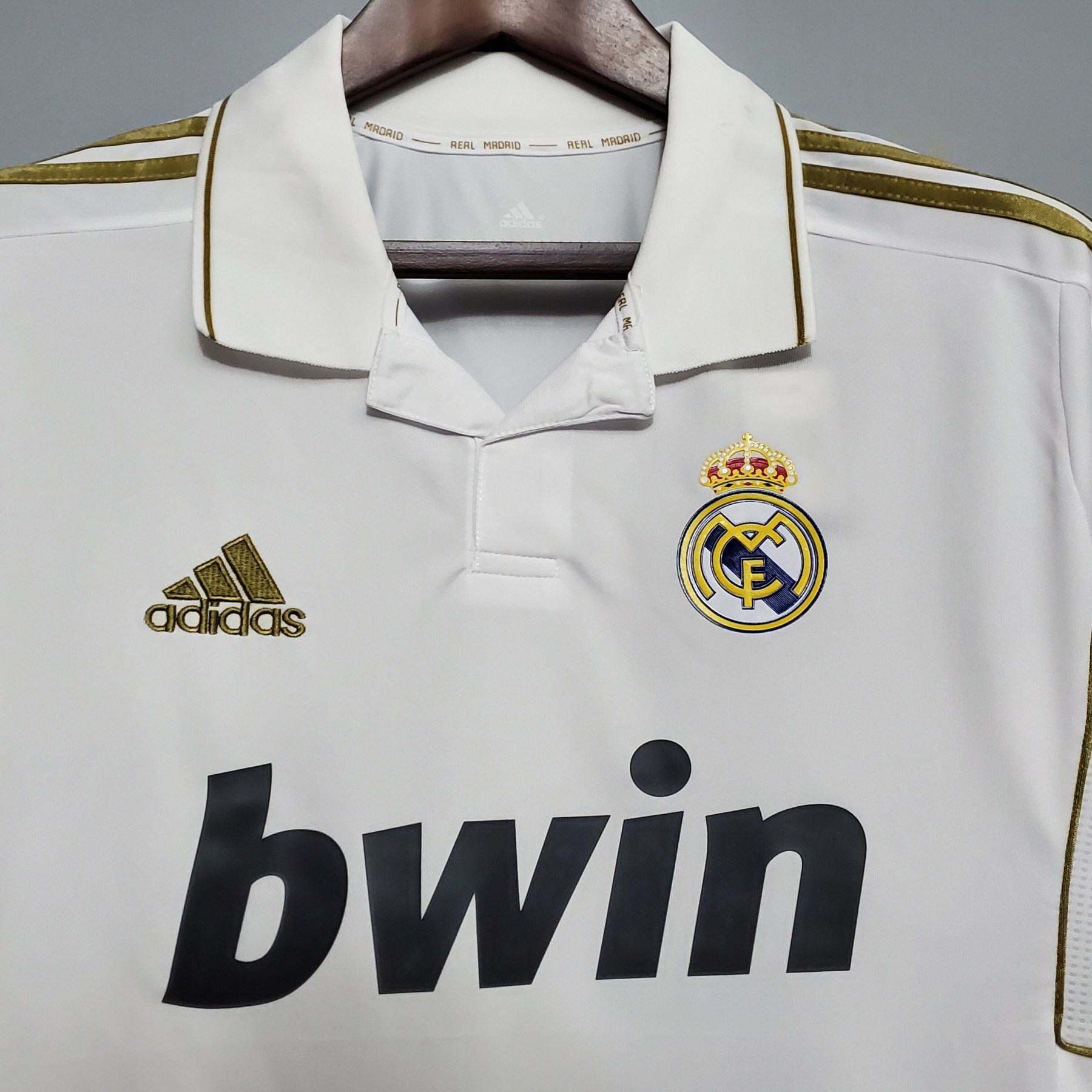 2011/12 Real Madrid Retro (Home)