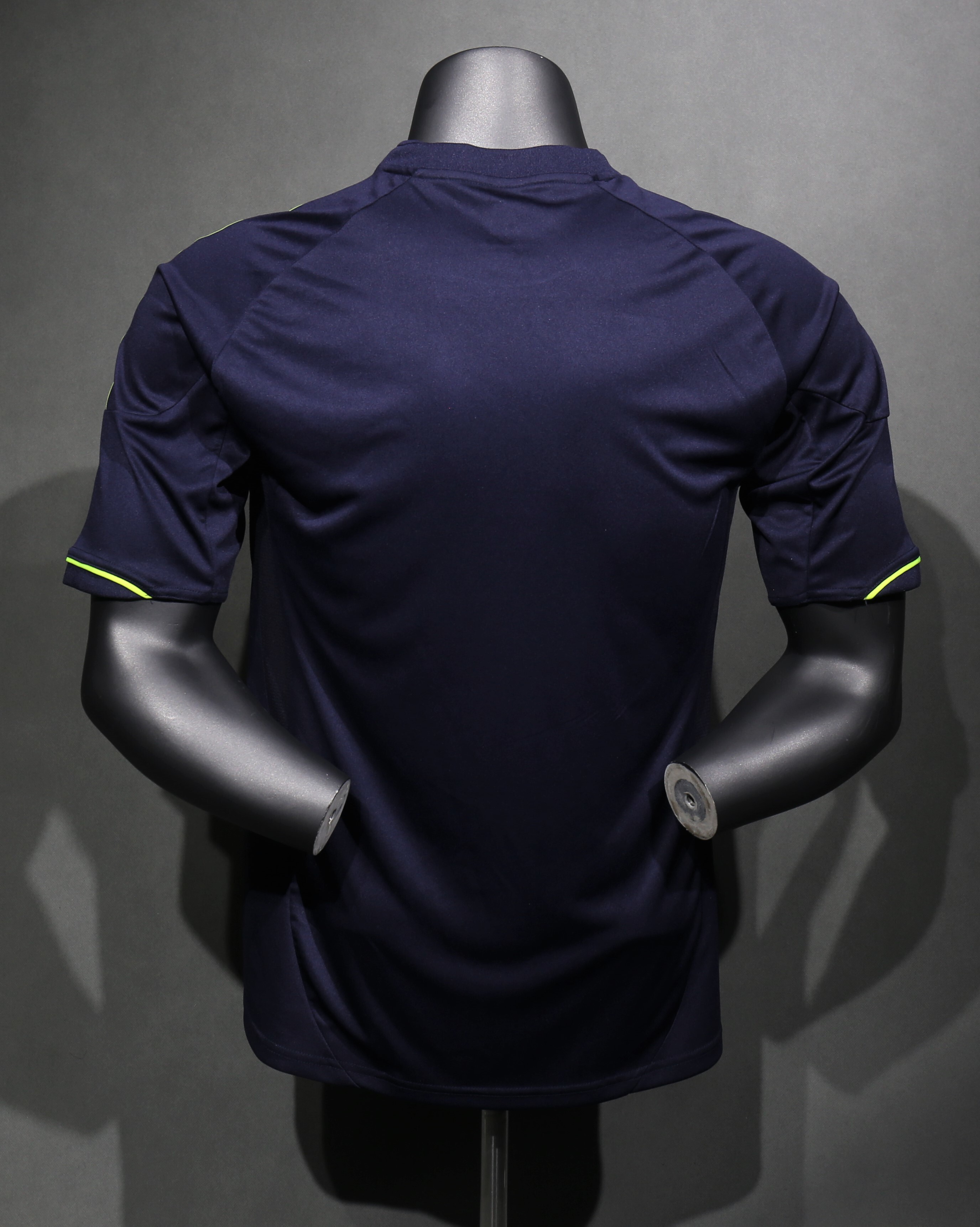 2012/13 Real Madrid Retro (Away)