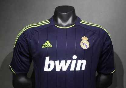 2012/13 Real Madrid Retro (Away)