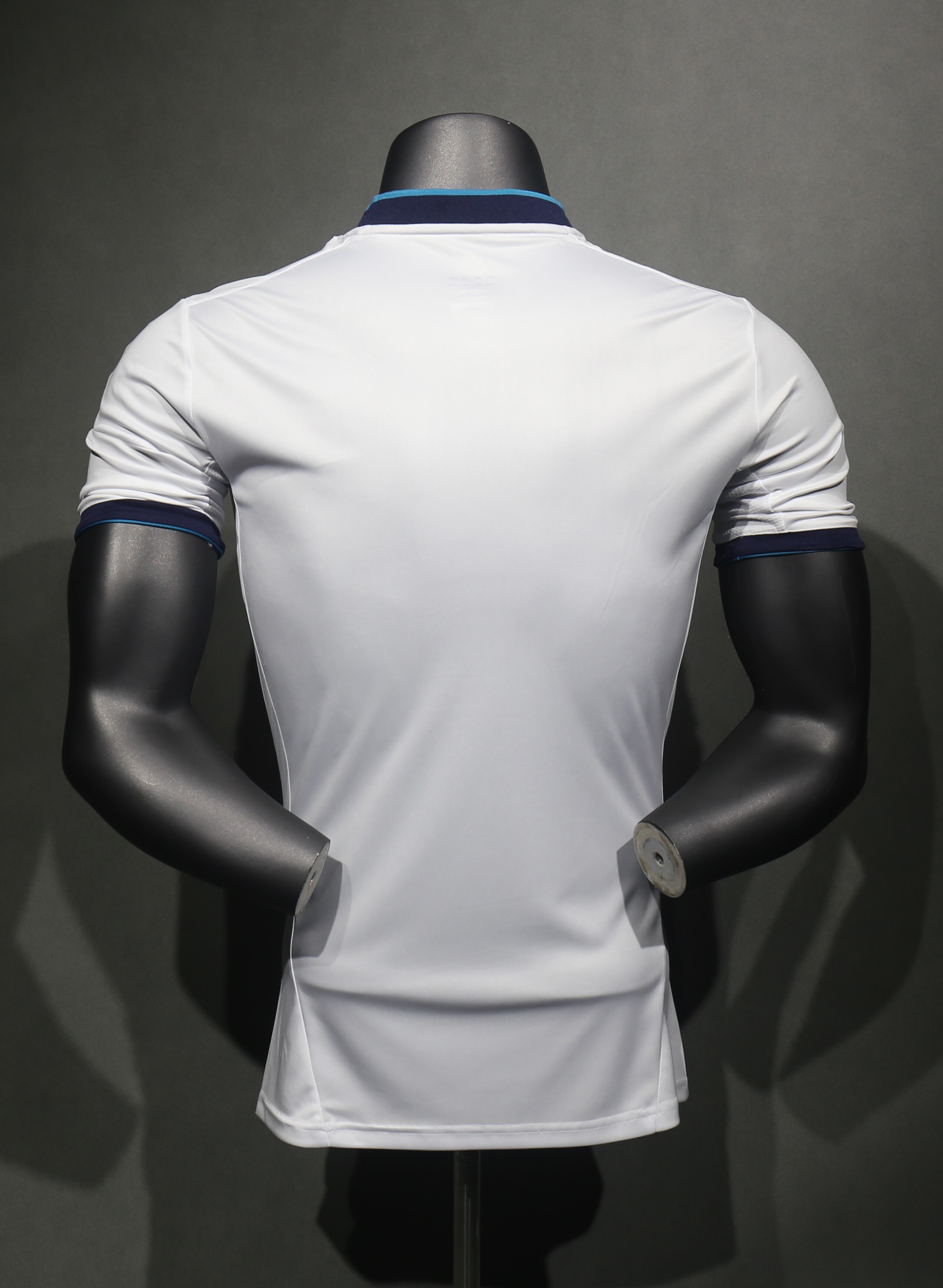 2012/13 Real Madrid Retro (Home)