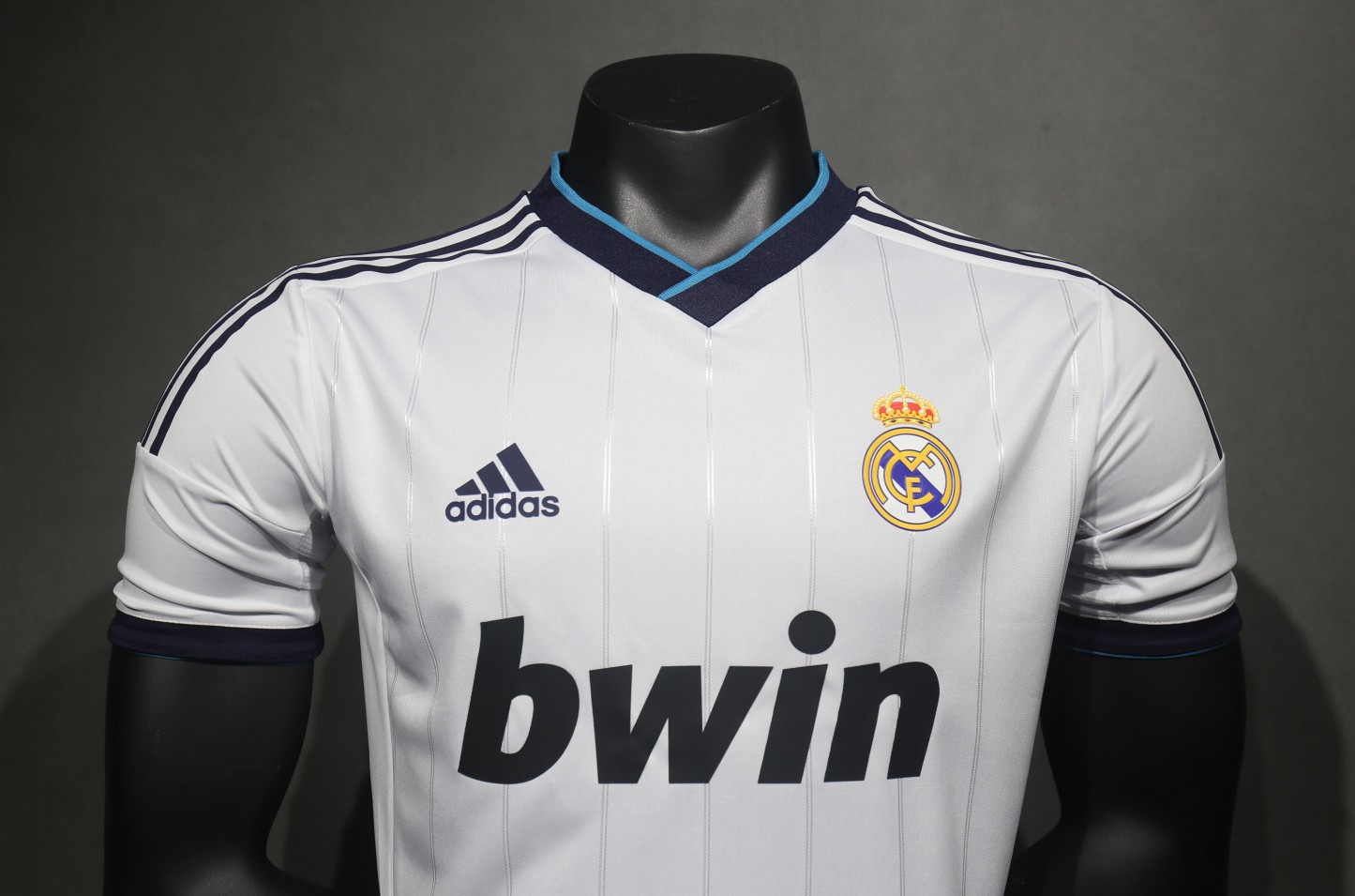 2012/13 Real Madrid Retro (Home)