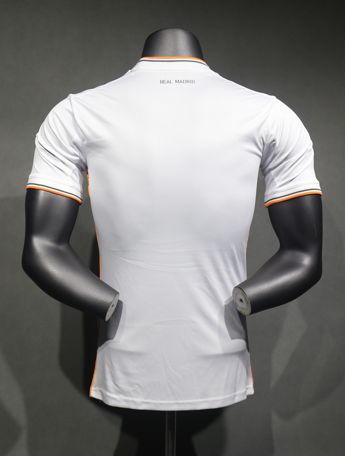 2013/14 Real Madrid Retro (Home)