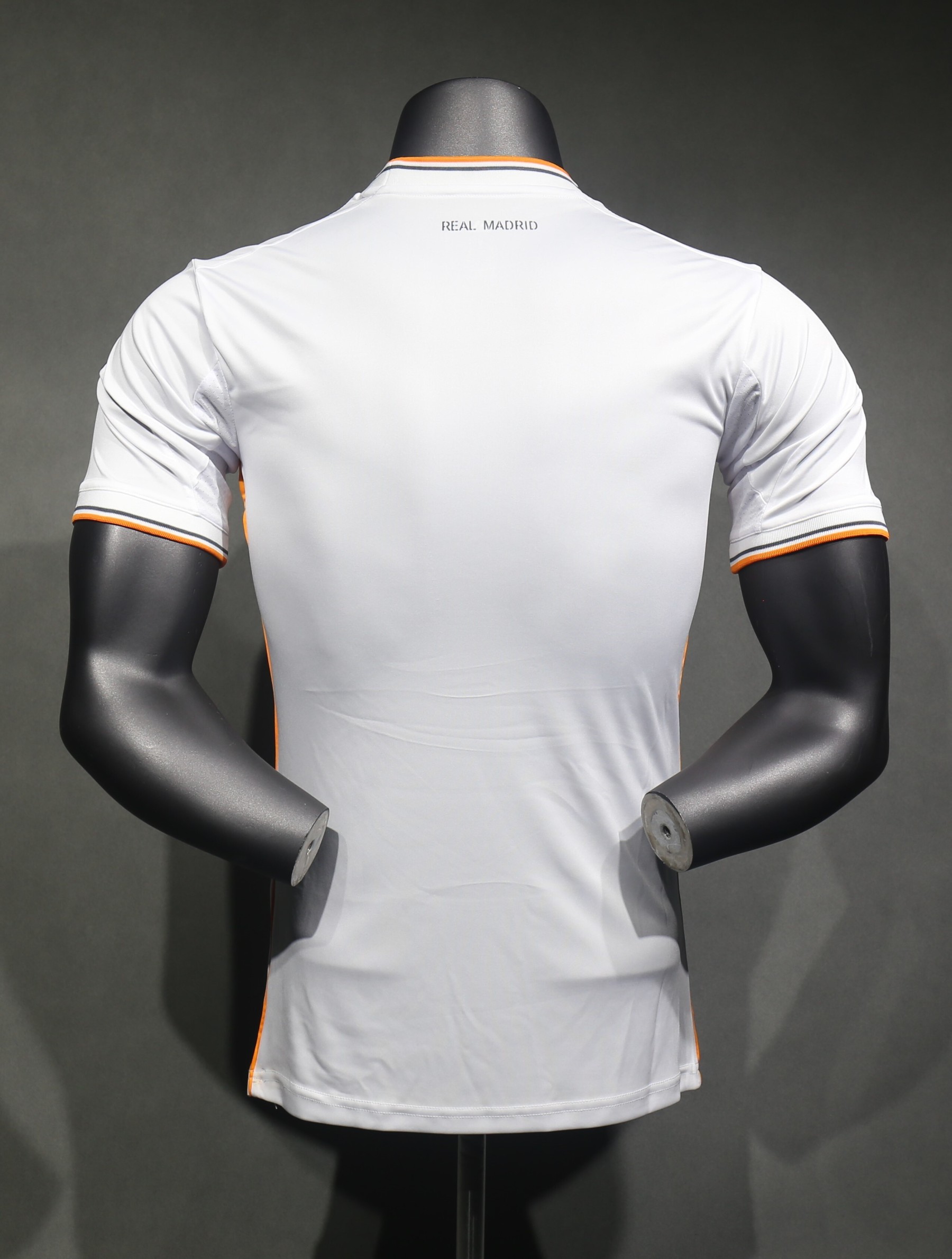 2013/14 Real Madrid Retro (Home)