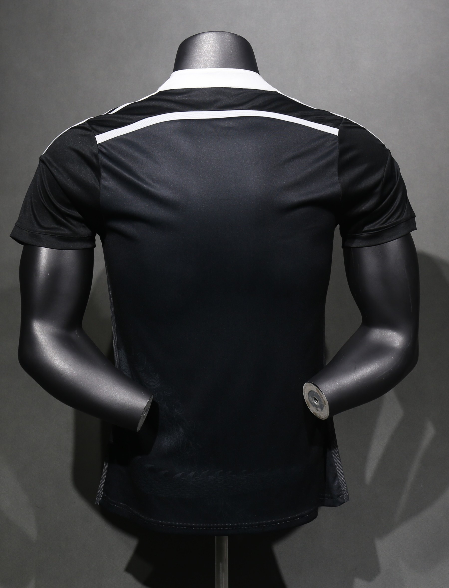 2014/15 Real Madrid Retro (Home)