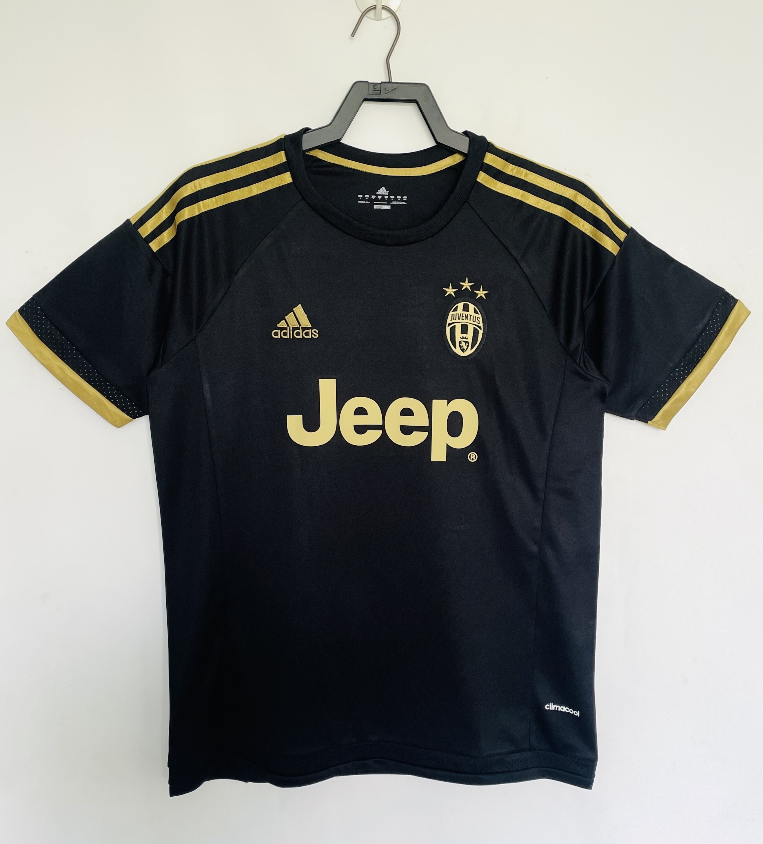 2015/16 Juventus Retro (Away 3rd)