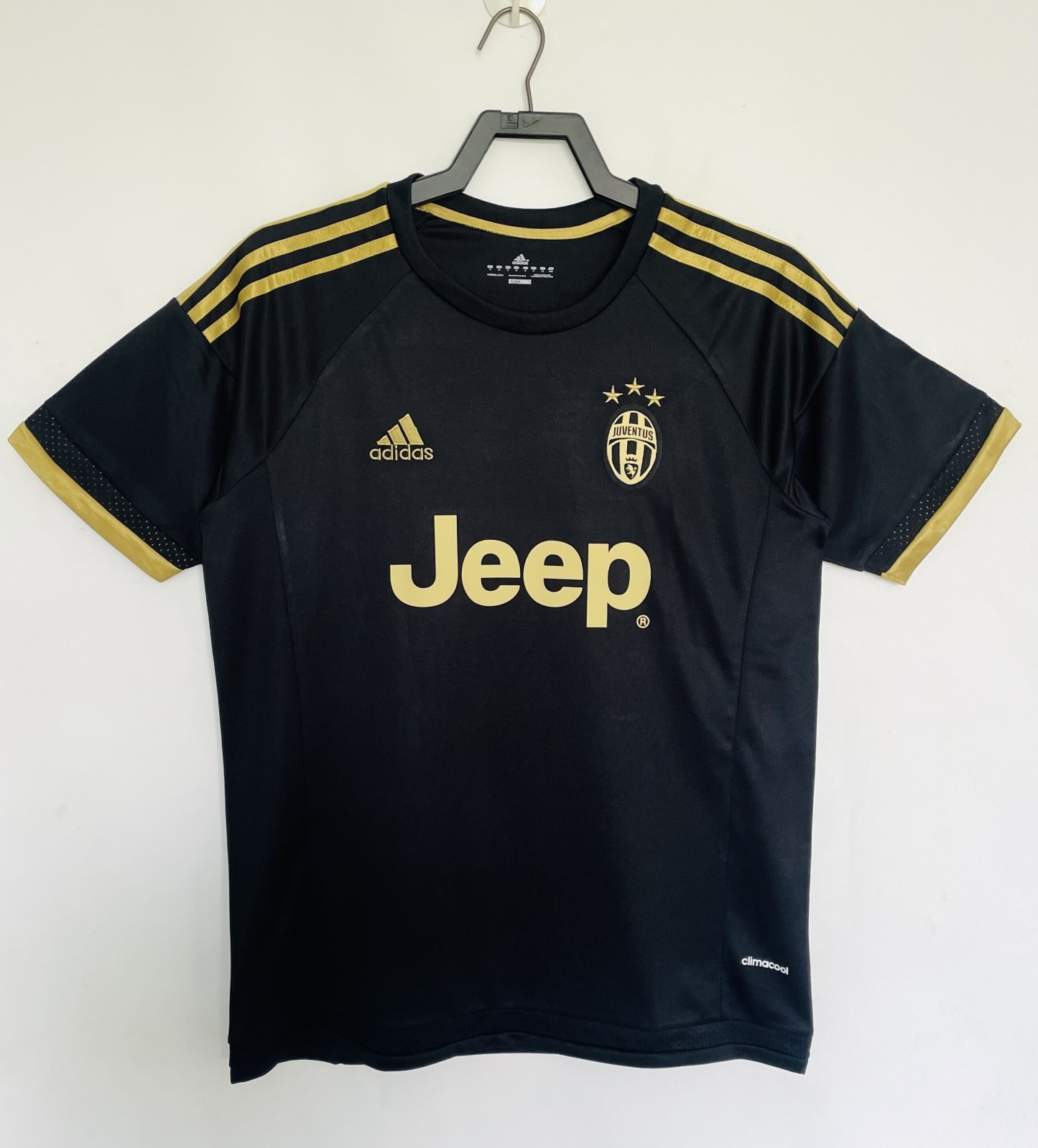 2015/16 Juventus Retro (Away 3rd)