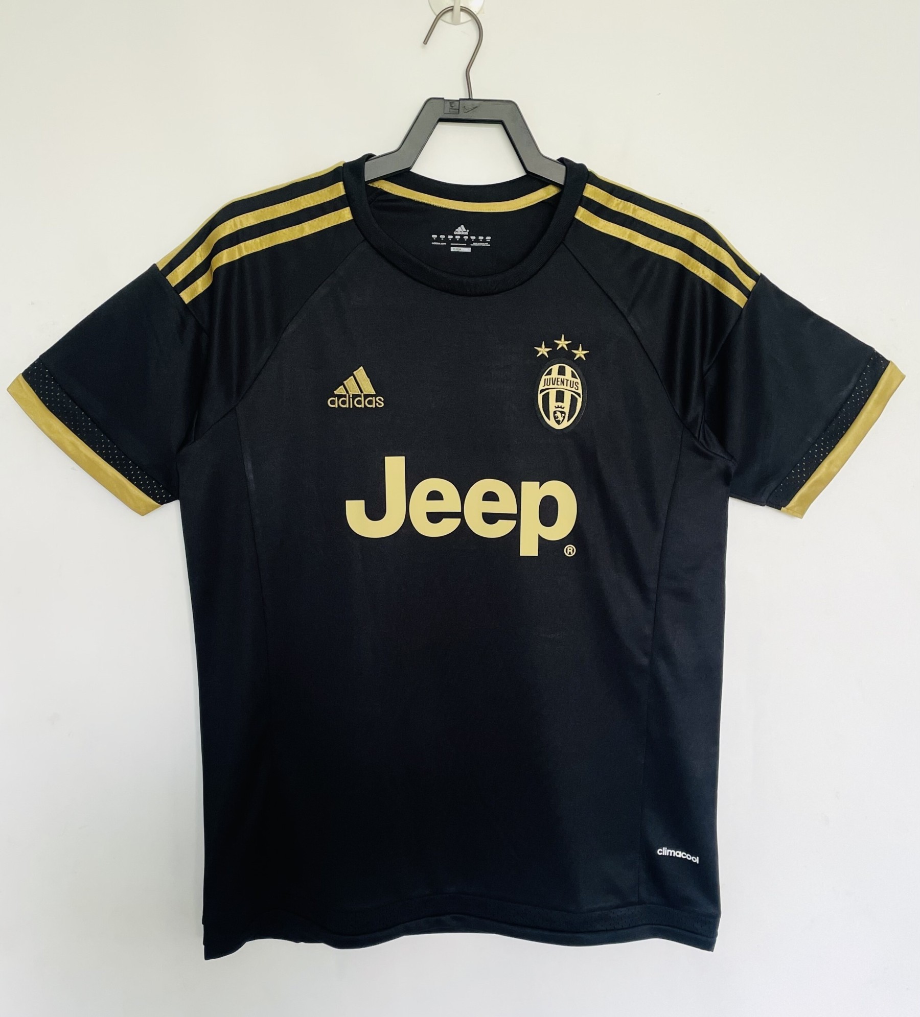 2015/16 Juventus Retro (Away 3rd)