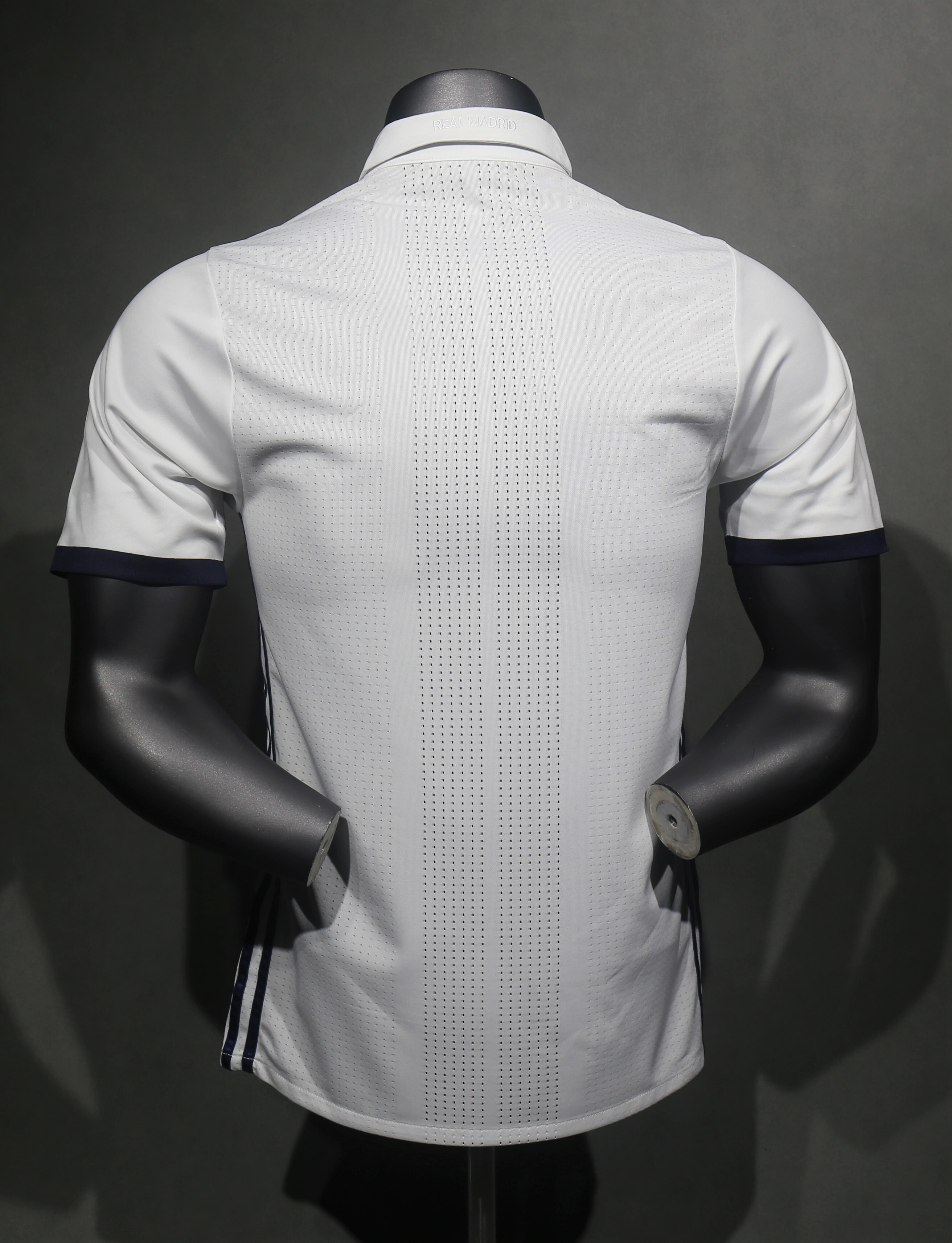 2016/17 Real Madrid Retro (Home/Away) 