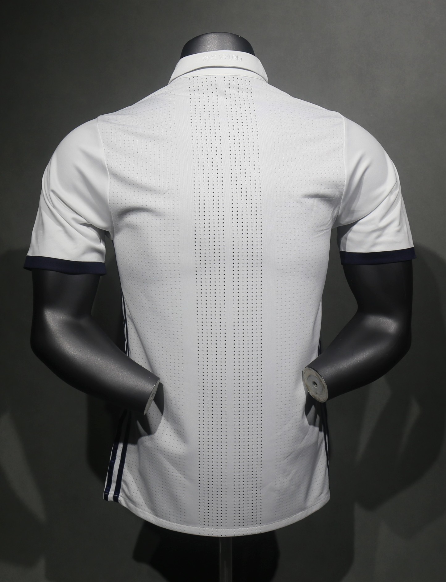 2016/17 Real Madrid Retro (Home/Away) 