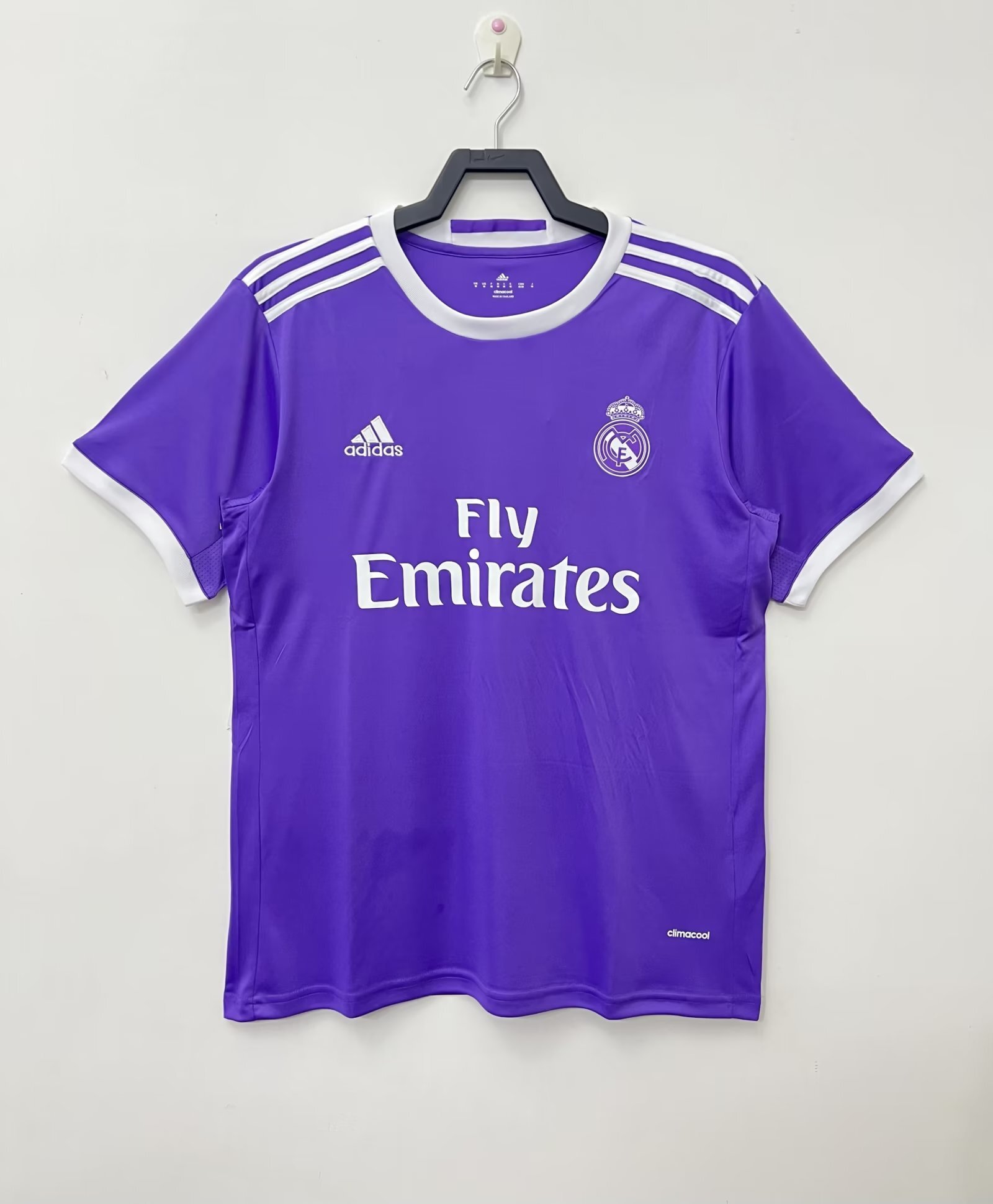 2016/17 Real Madrid Retro (Away)