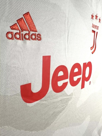 2019/20 Juventus Retro (Away)