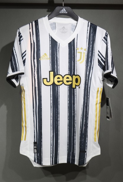 2020/21 Juventus Retro (Home)