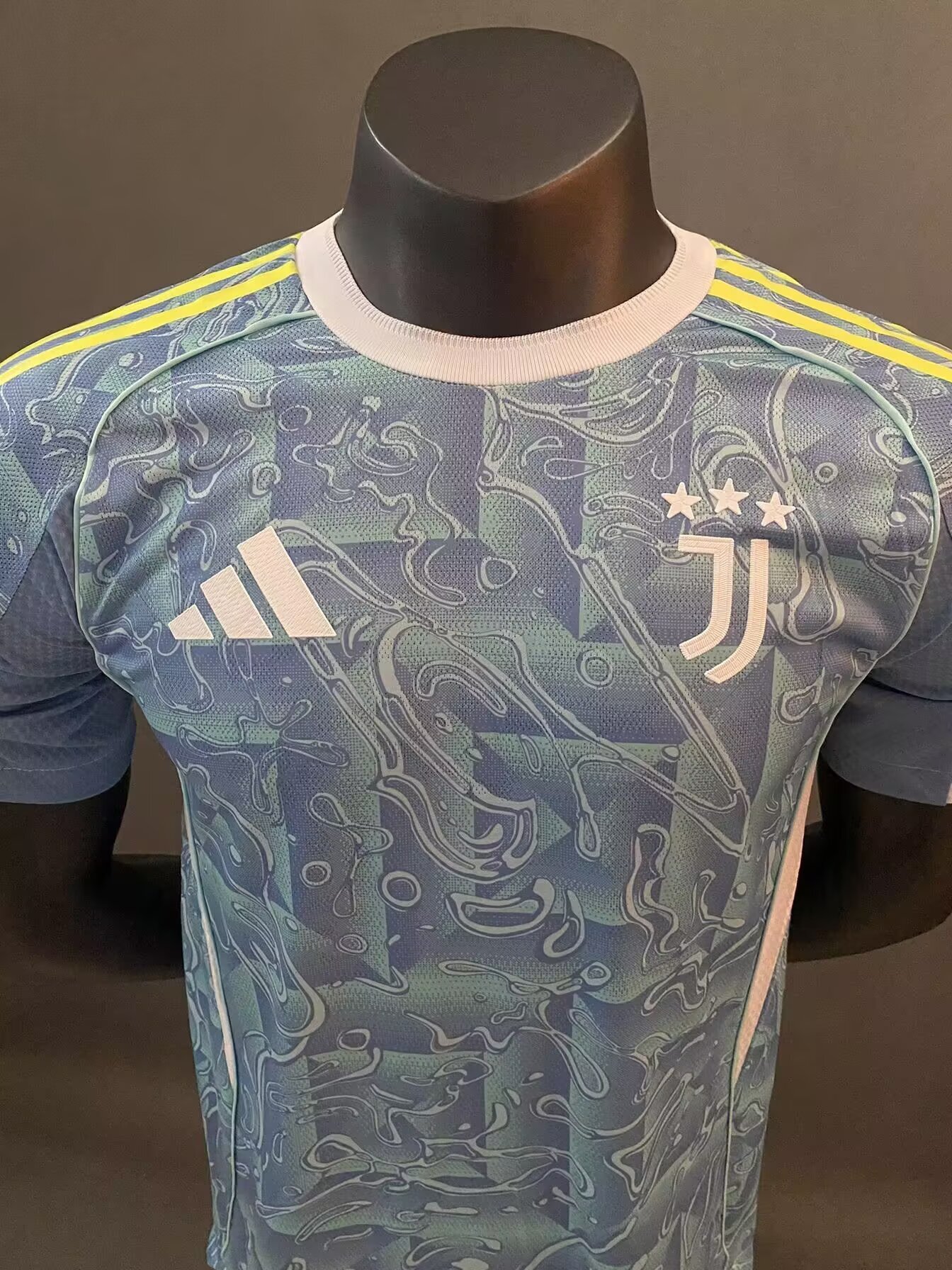2025/26 Juventus (Away)