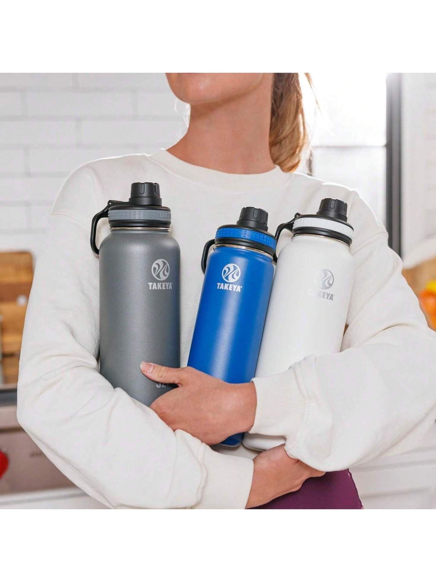 Takeya Originals 24 Oz Vacuum Insulated Stainless Steel Bottle With Spout Lid, Navy- SHEINEU