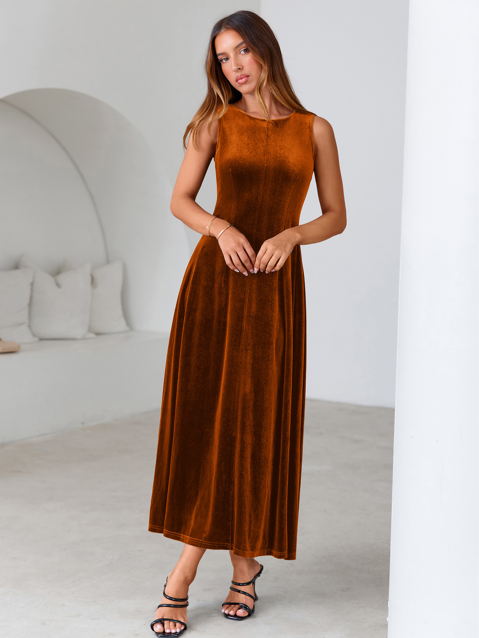 Elegant Sleeveless Velvet Crew Neck A Line Maxi Dress