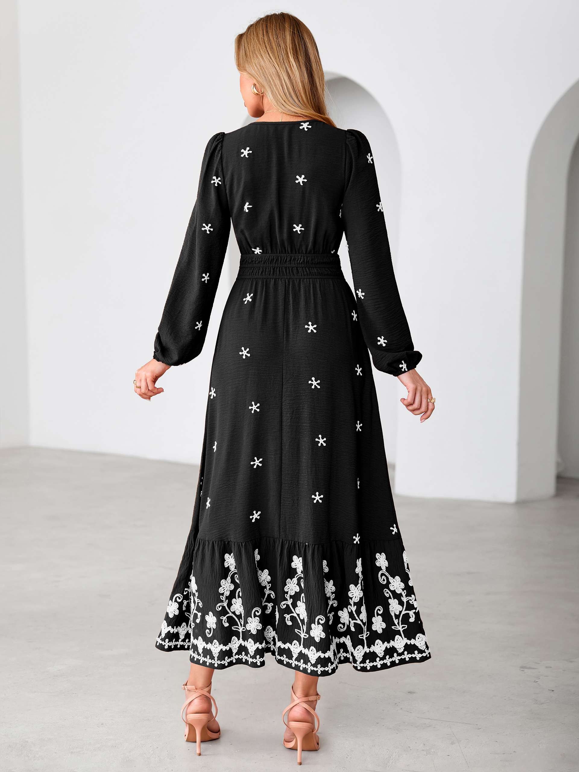 Boho Floral Embroidered Long Sleeve Maxi Dress