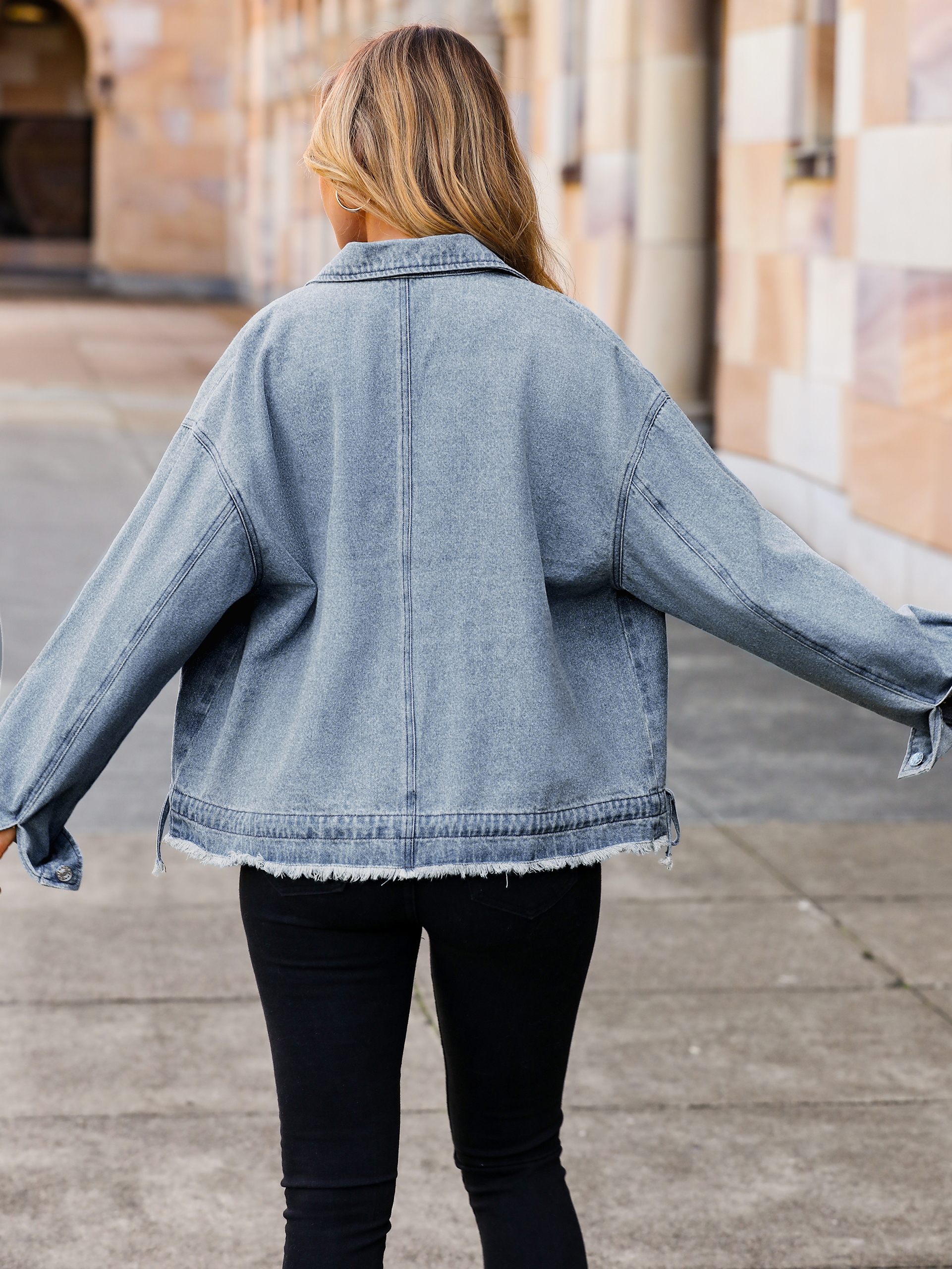 Vintage Cropped Loose Denim Jacket with Frayed Hem