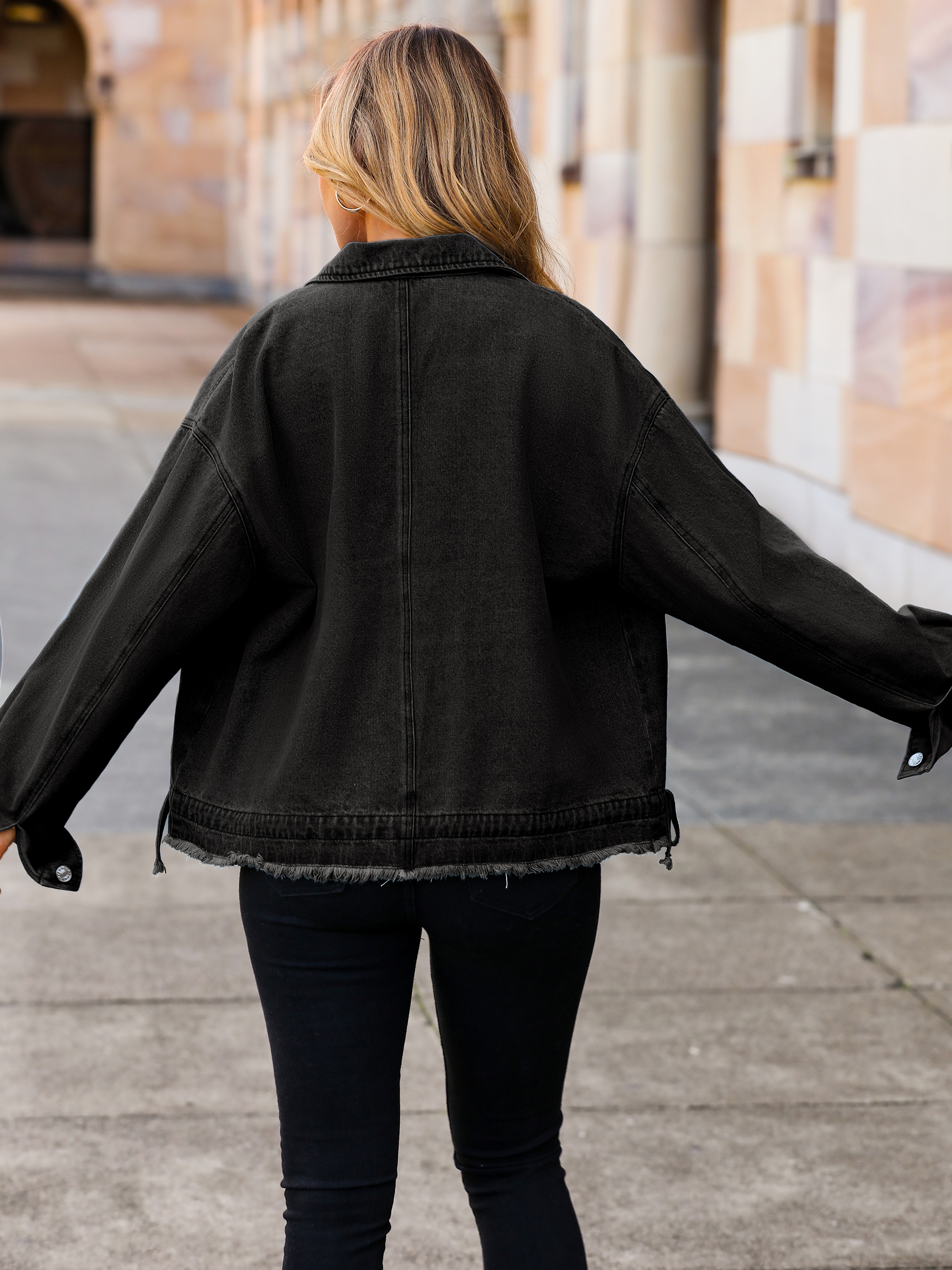 Vintage Cropped Loose Denim Jacket with Frayed Hem