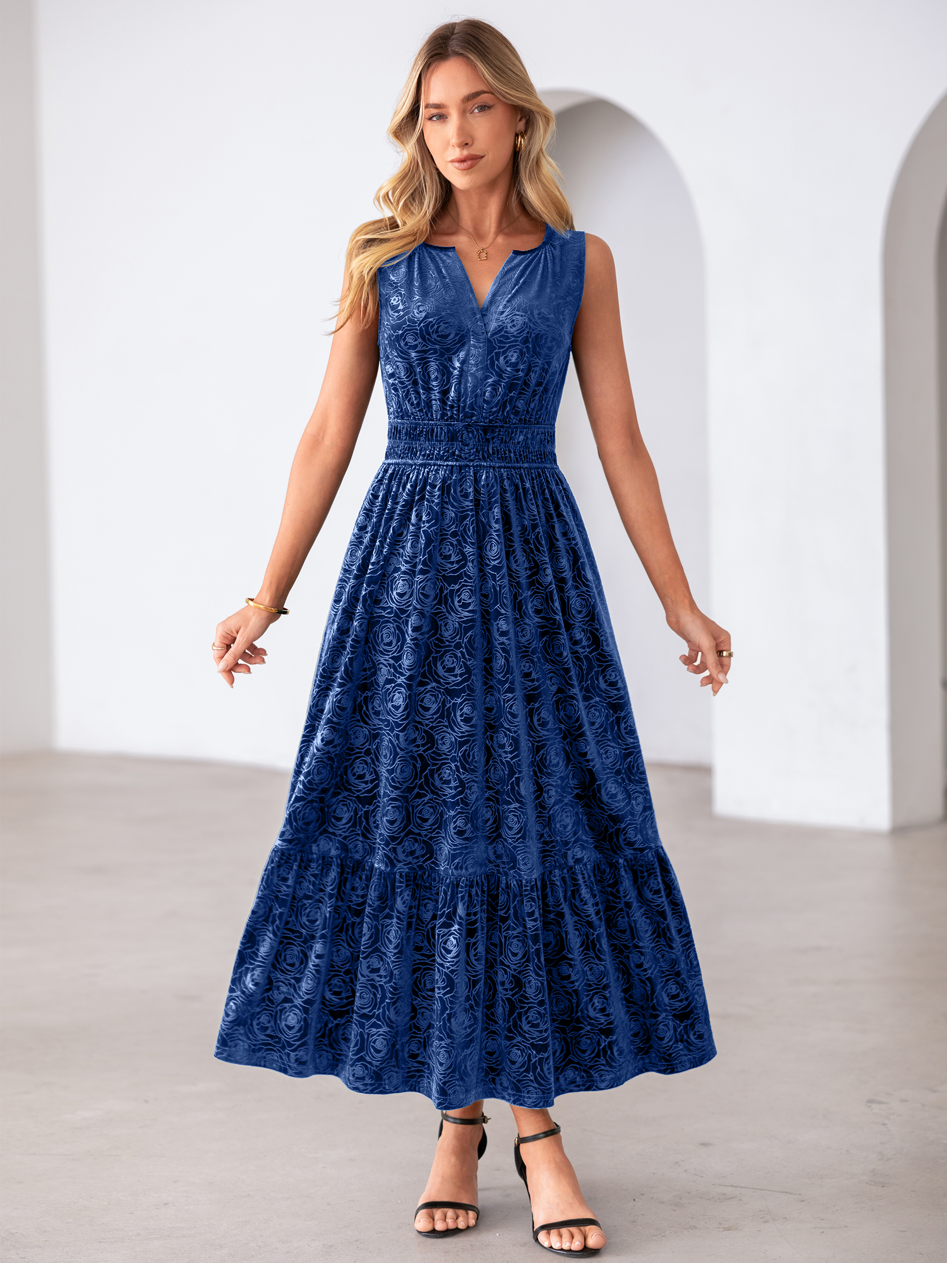 Sleeveless V-Neck Embossed Floral Velvet Maxi Dress - Dark Blue