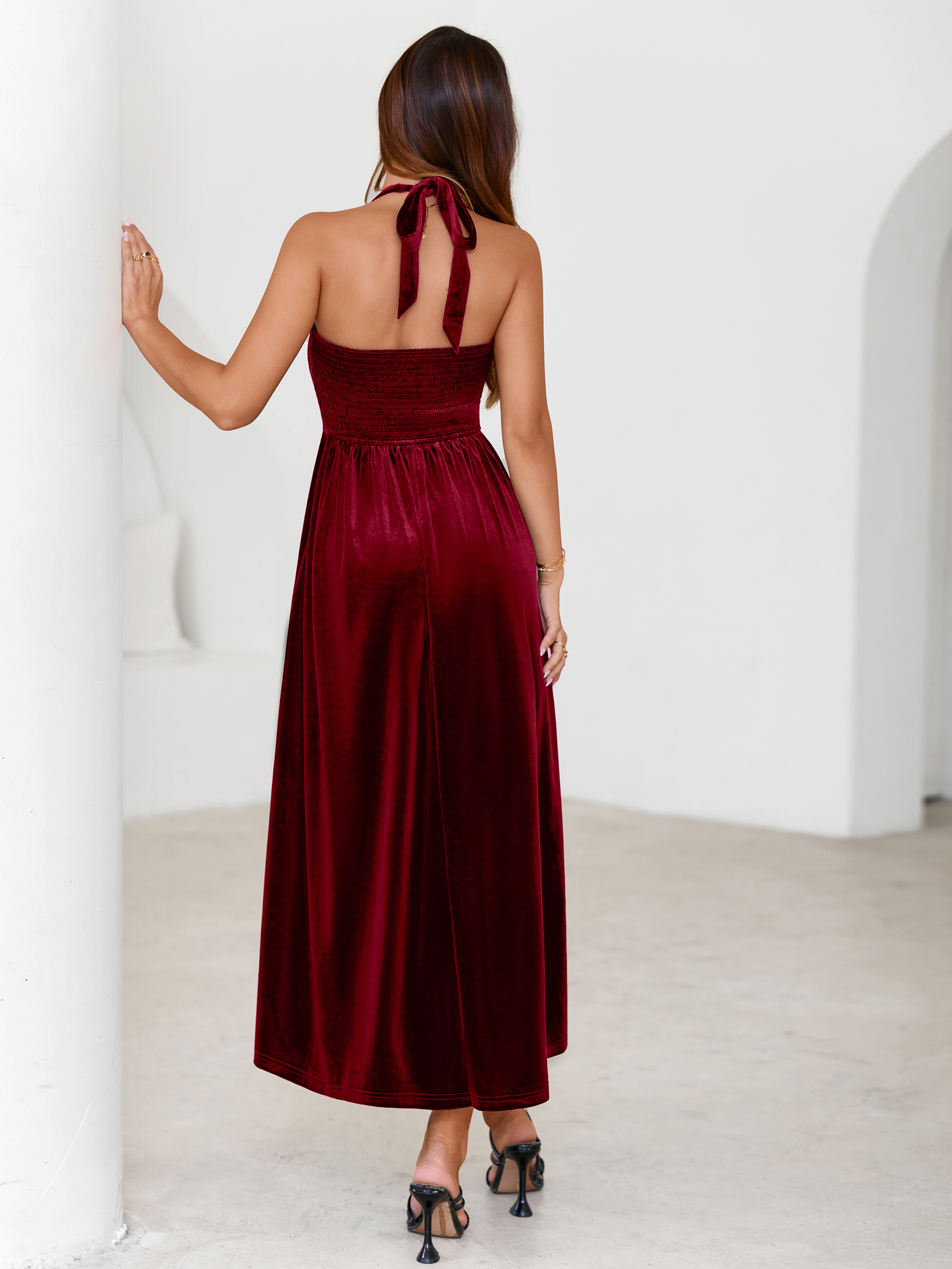 Halter Neck Velvet Backless Party Maxi Dress
