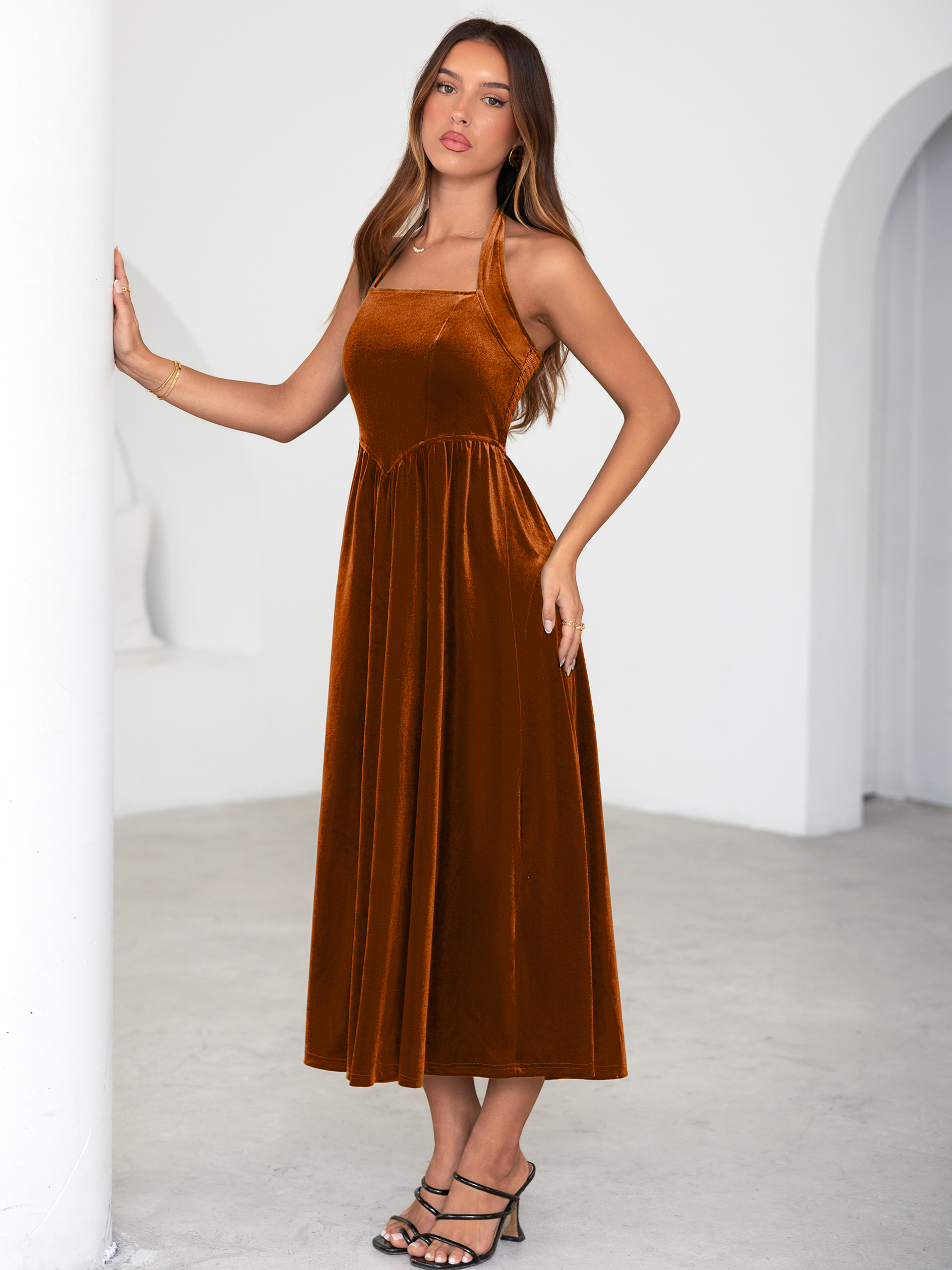 Halter Neck Velvet Backless Party Maxi Dress