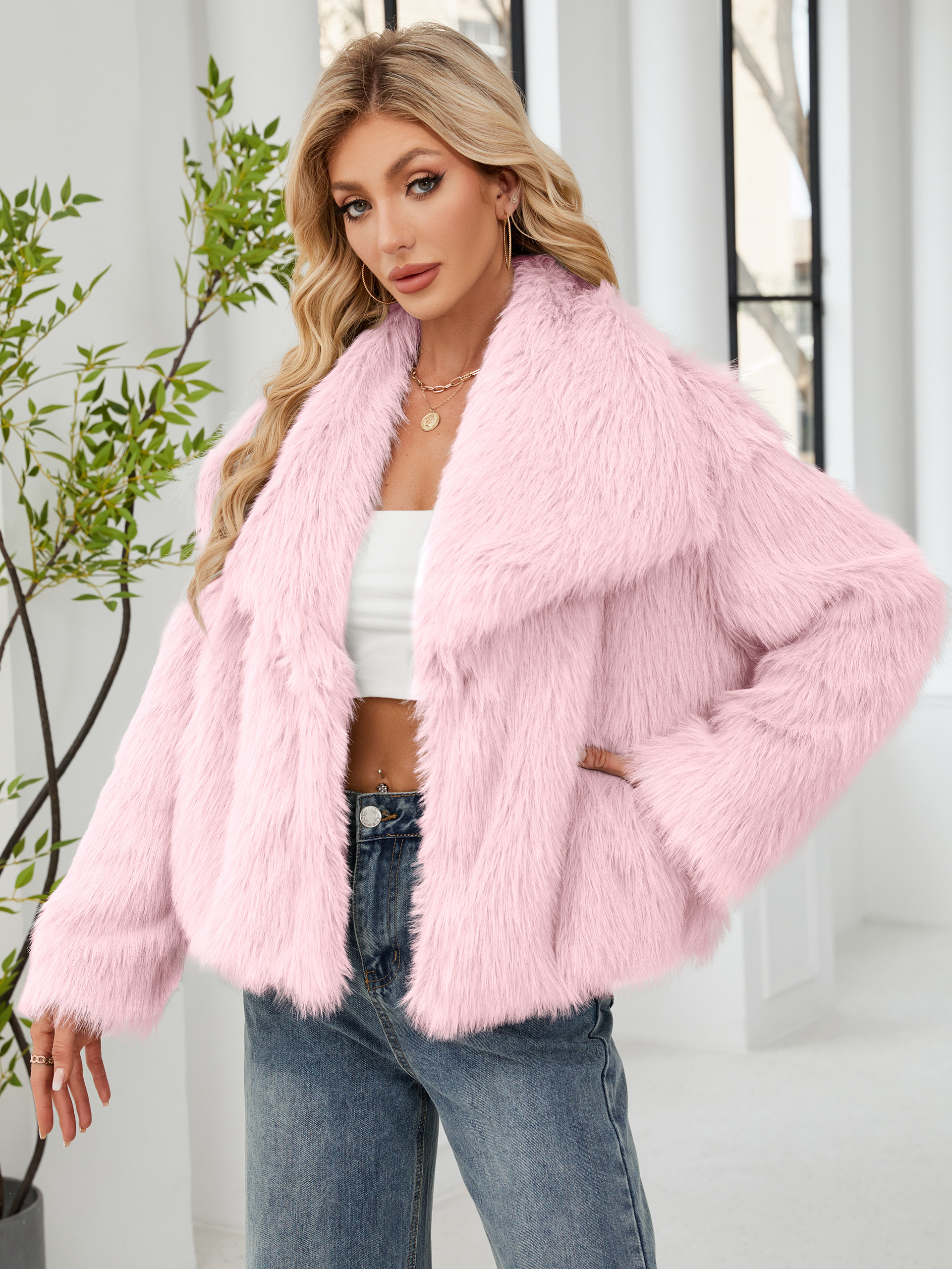 Luxurious Faux Fur Short Coat with Shawl Collar - Pink