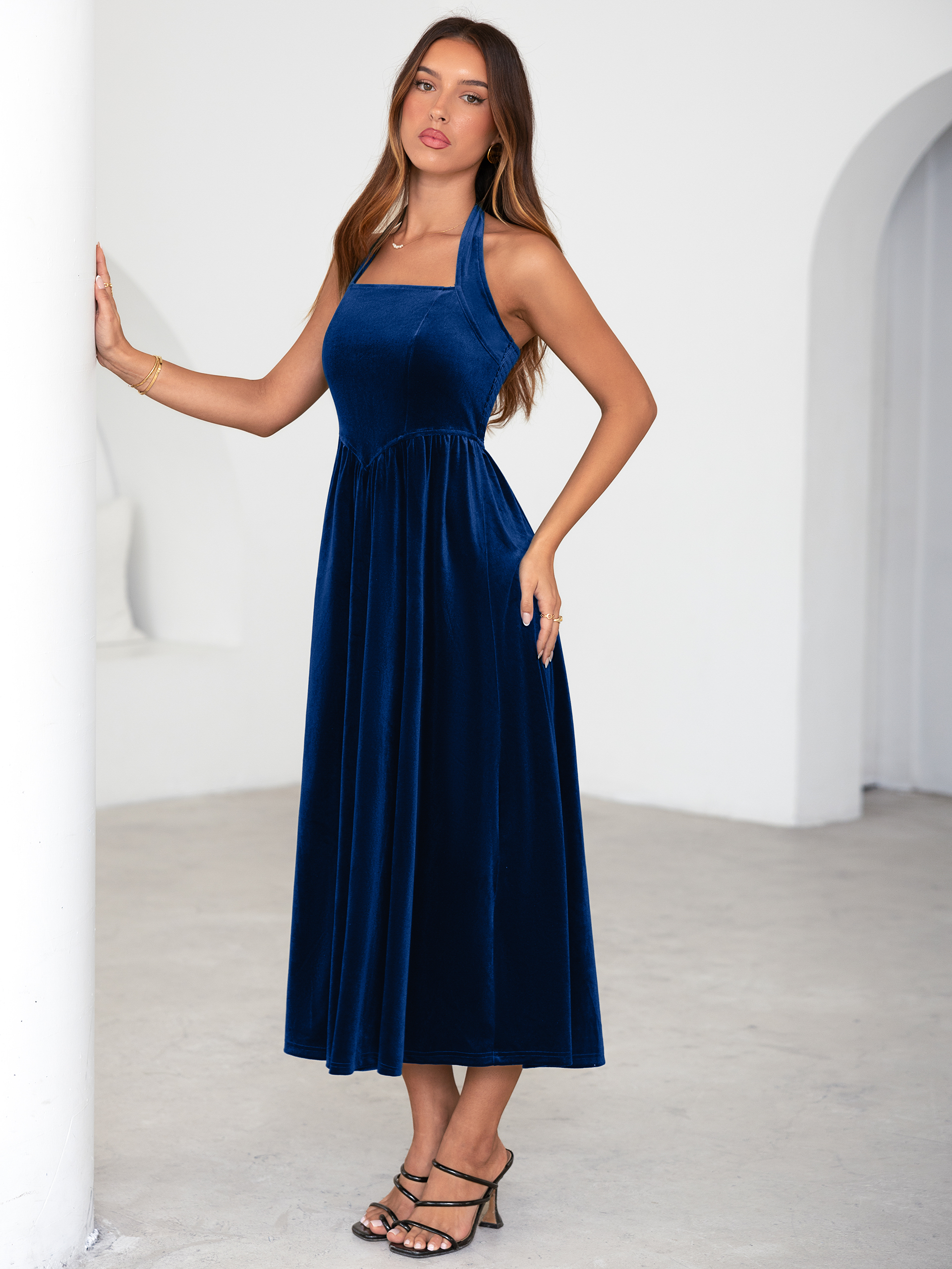 Halter Neck Velvet Backless Party Maxi Dress