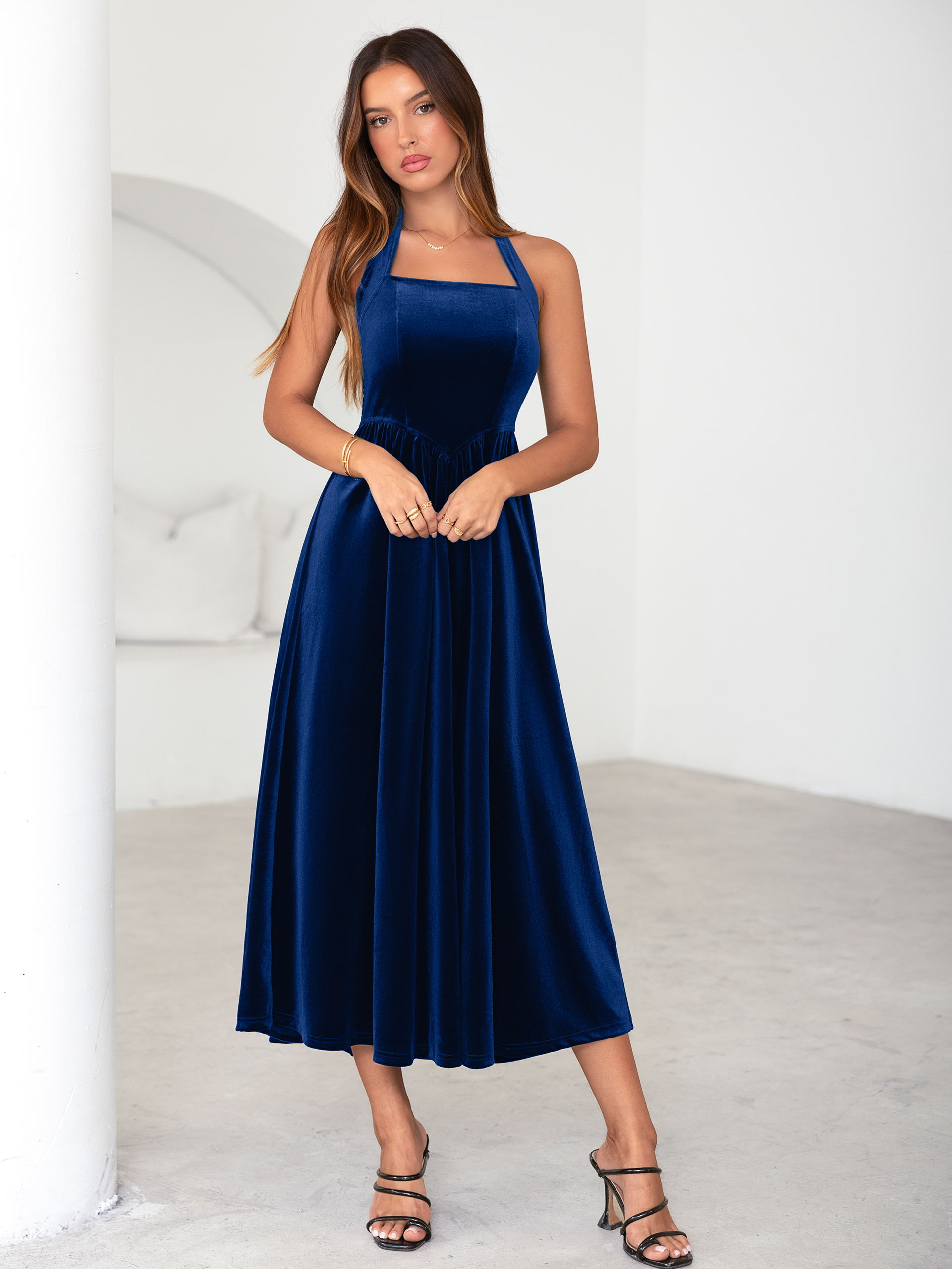 Halter Neck Velvet Backless Party Maxi Dress