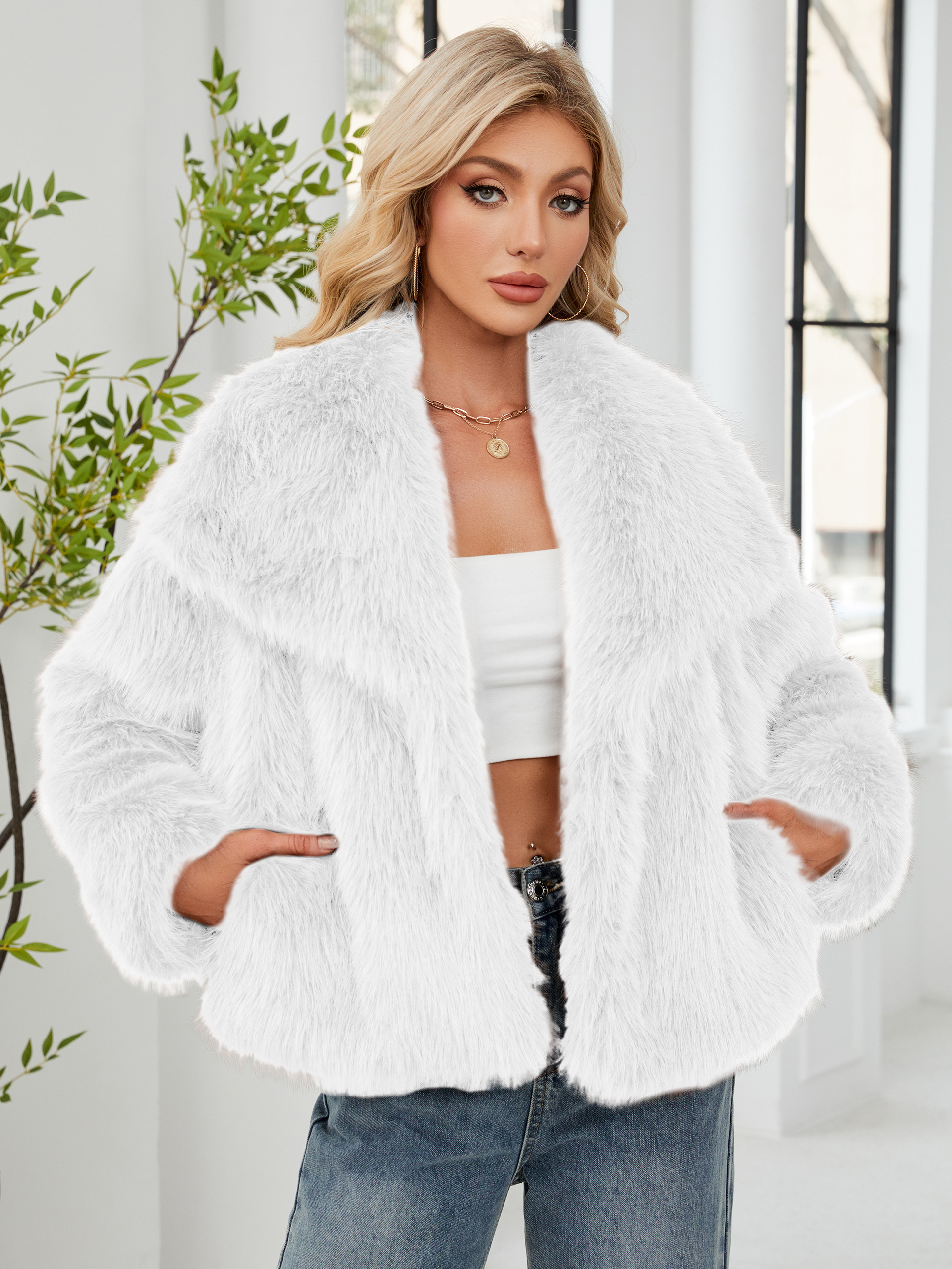 Luxurious Faux Fur Short Coat with Shawl Collar