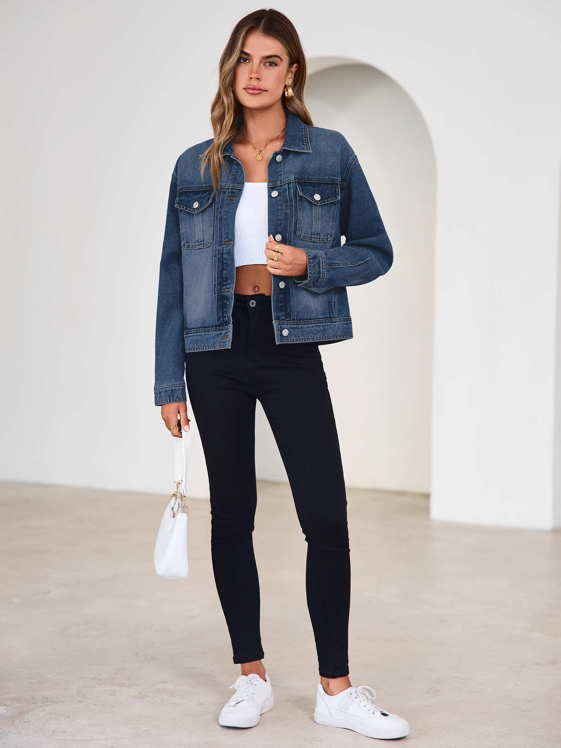 Classic Denim Trucker Jacket with Chest Pockets