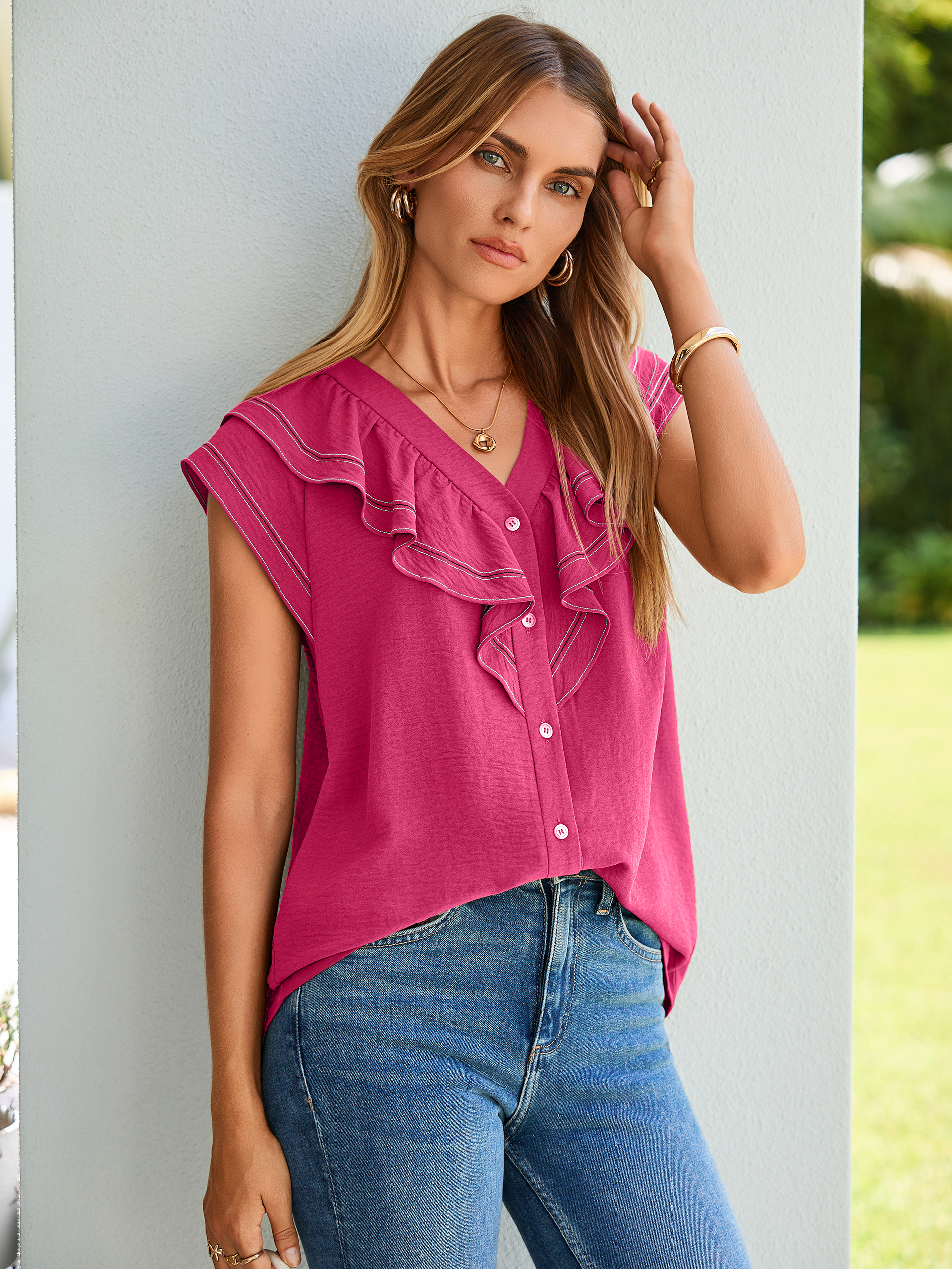 V-Neck Ruffle Trim Contrast Stitching Top