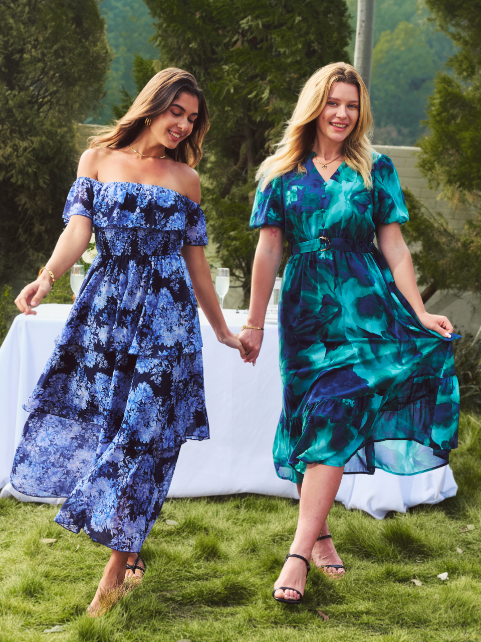 {"default":"Romantic Floral Dresses"}
