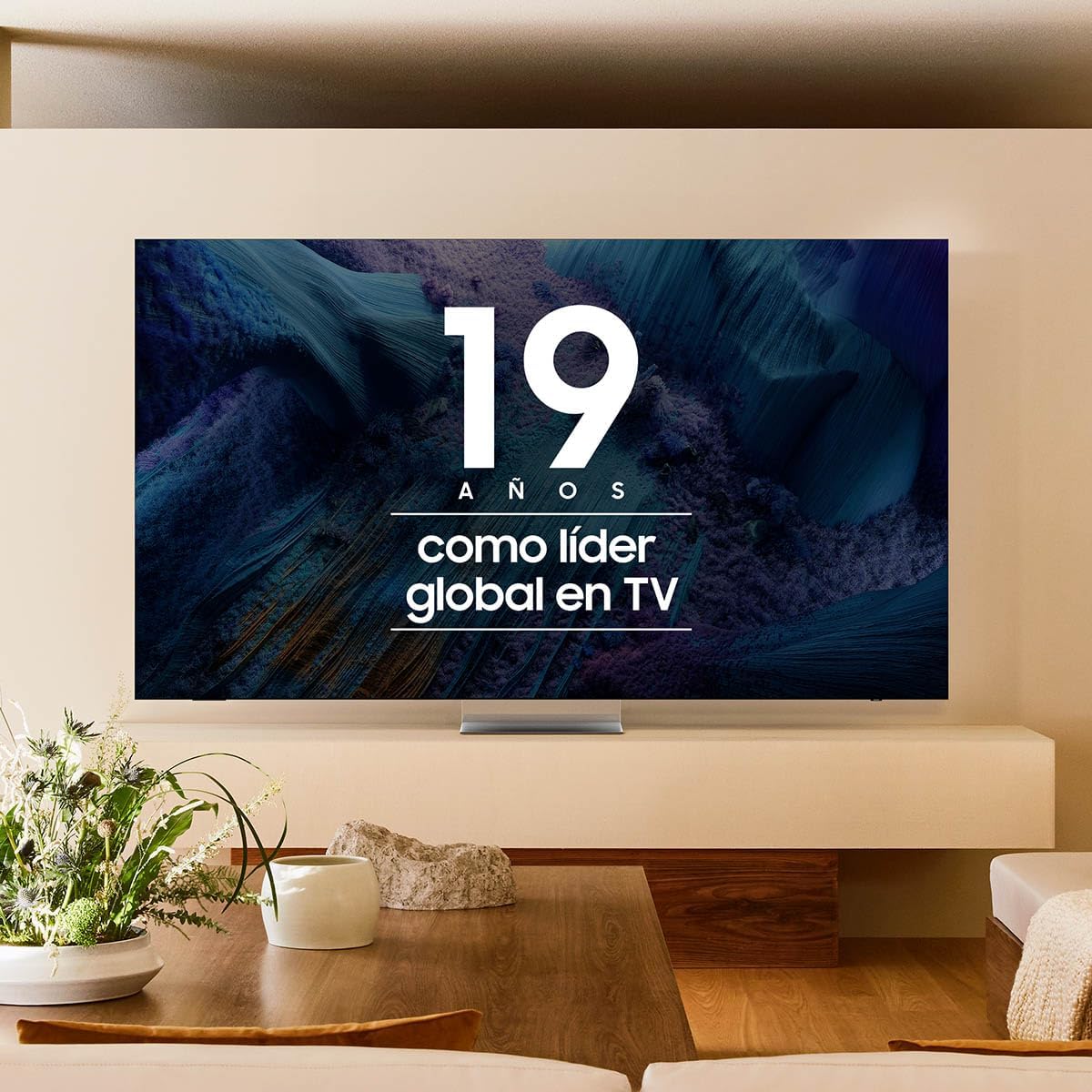 SAMSUNG 75" Crystal UHD U8000F 4K, Procesador Crystal, Diseño Metálico, Knox Security, Escalado 4k, Smart TV (2025)