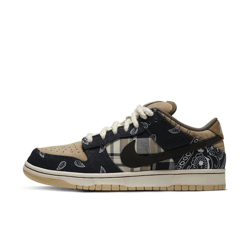 Nikdjke SB Dunk Low Travis Scott