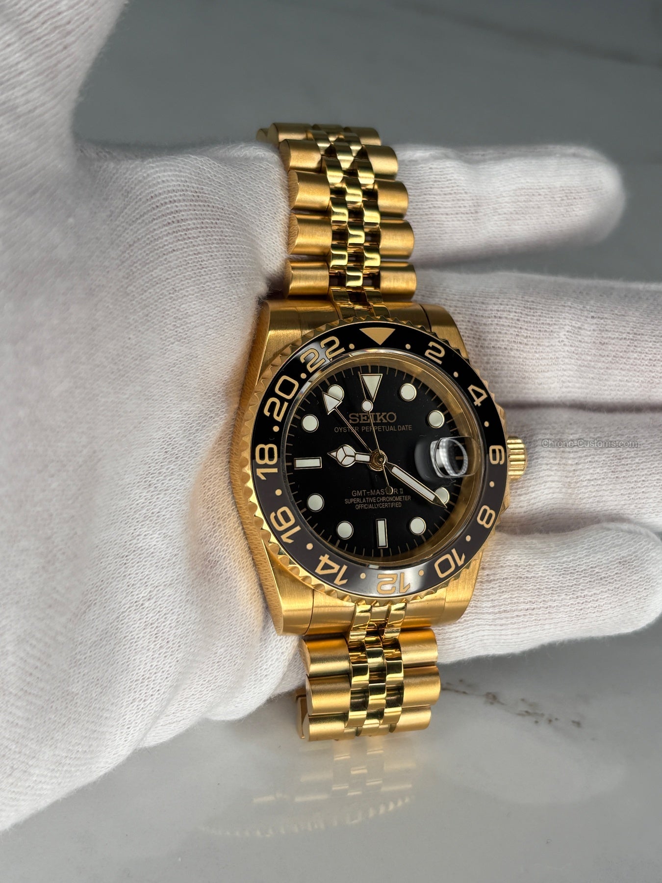 GMTクォーツGSゴールドMOD中古時計 GMTeiko Gold GMT Watch | Chrono Customs