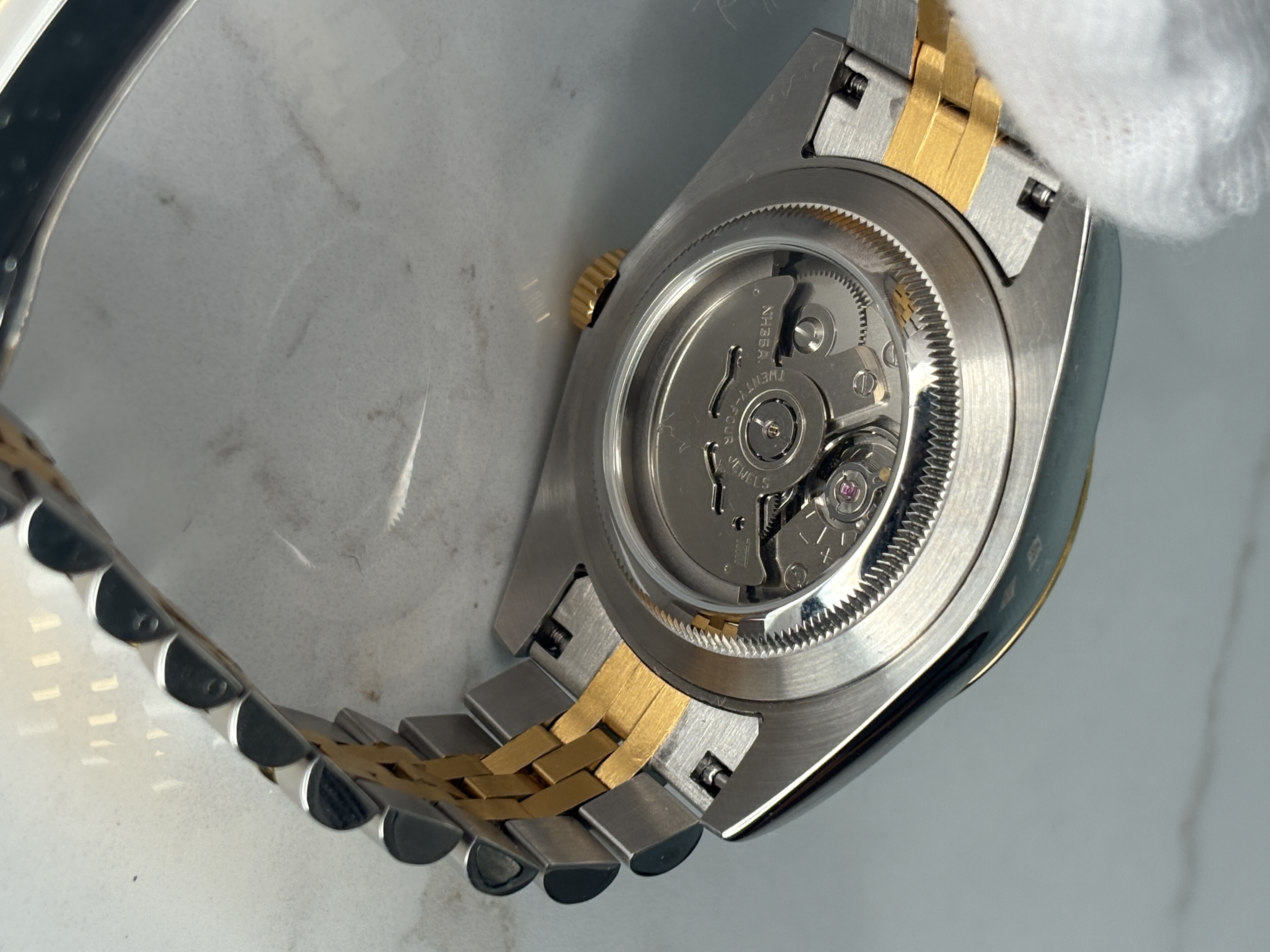 Seikojust | Two Tone