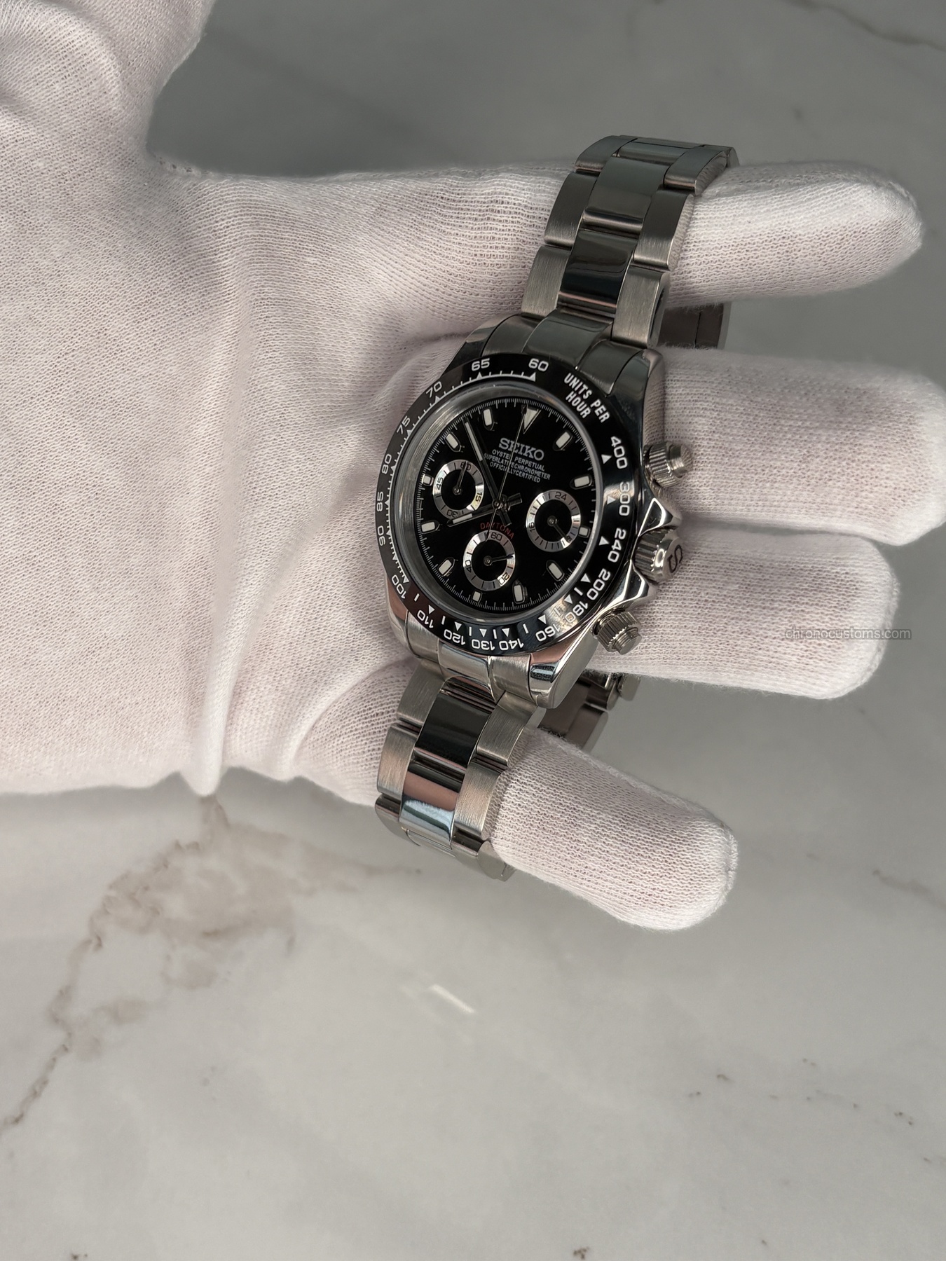 Seitona | Black