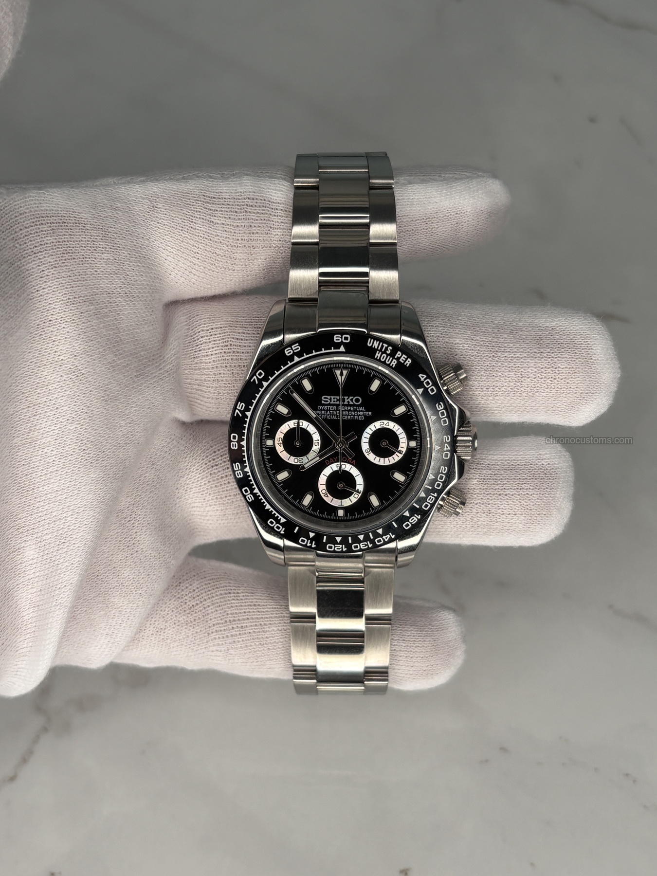 Seitona | Black
