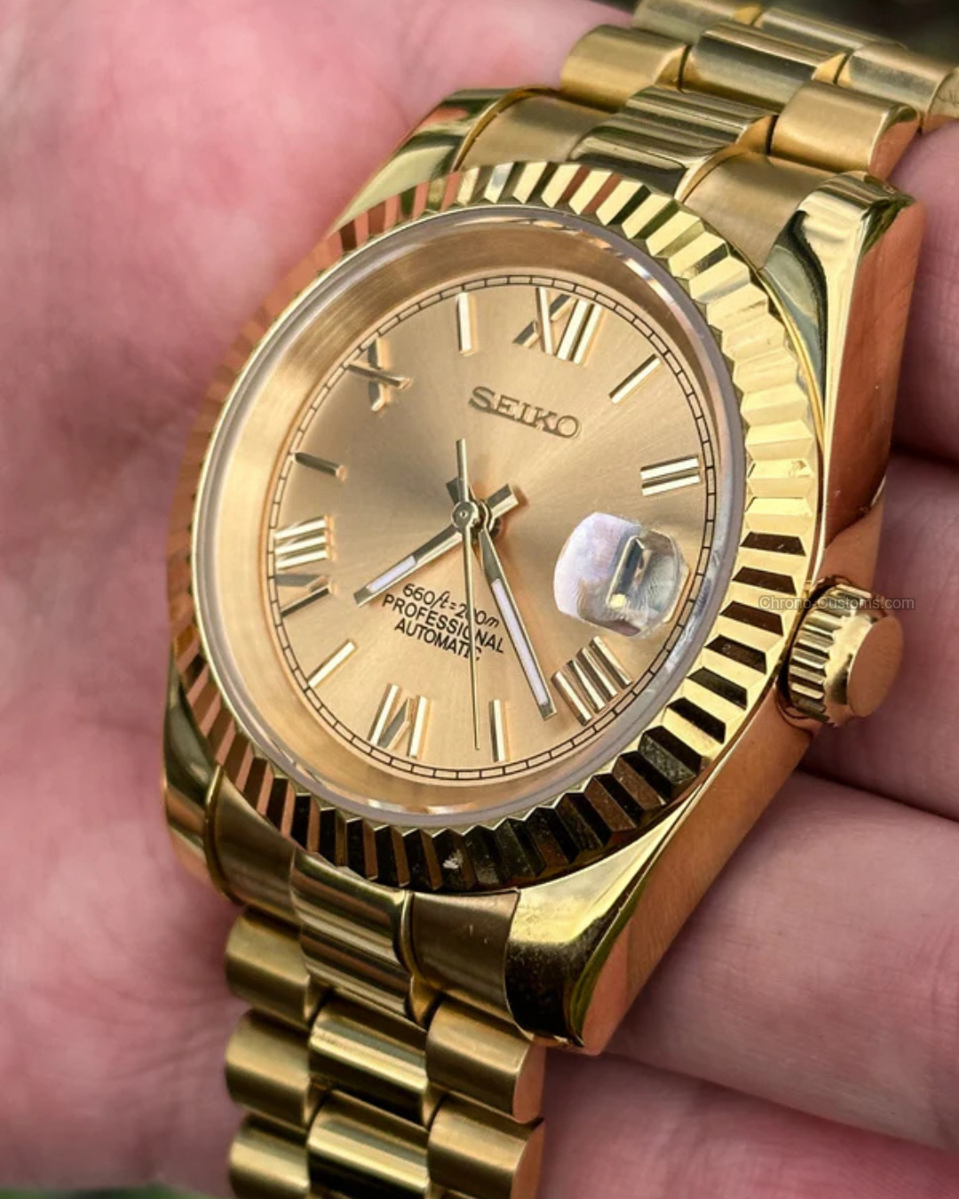 Siekojust | Gold Roman