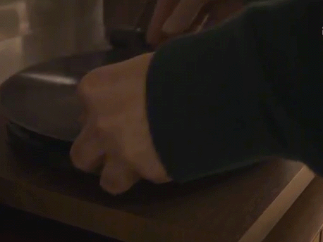 Son analogique chaleureux à la maison