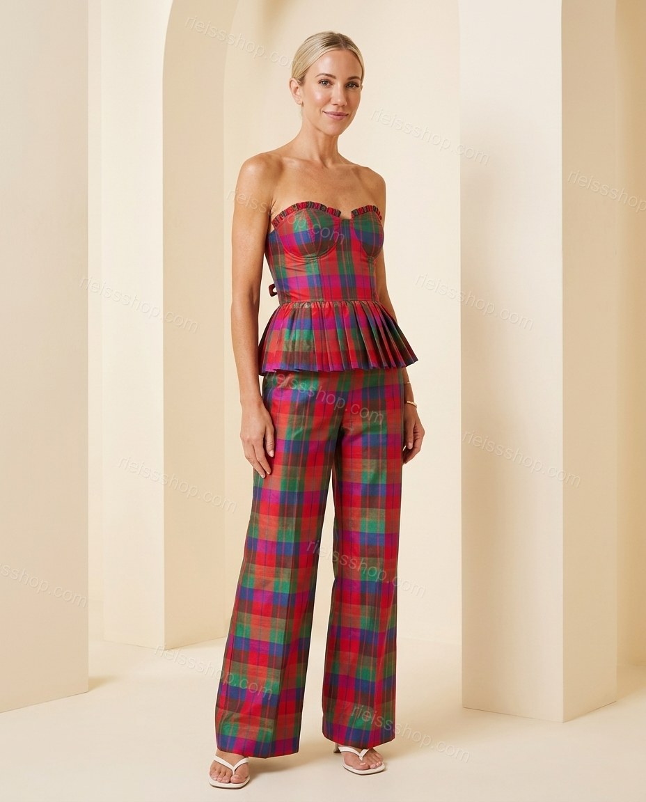 Multi-Color Refined Printed Pant Set by rieissshop