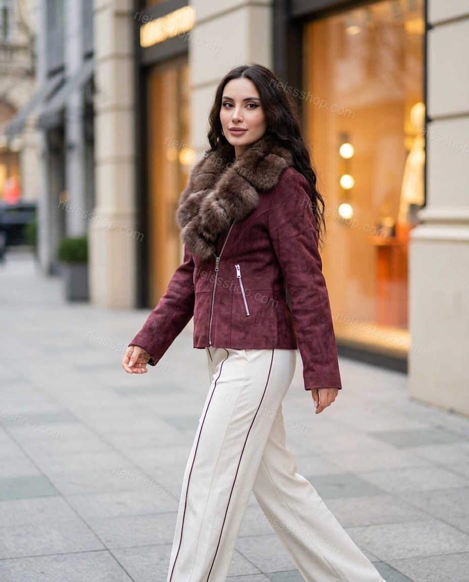 Maroon Polished Fur-Trim High-Collar Jacket by rieissshop