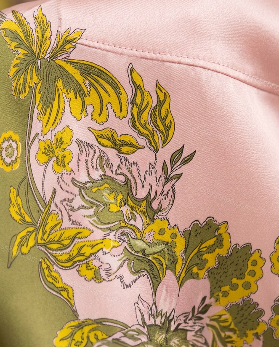 Pink Sleek Floral Pant Set by rieissshop