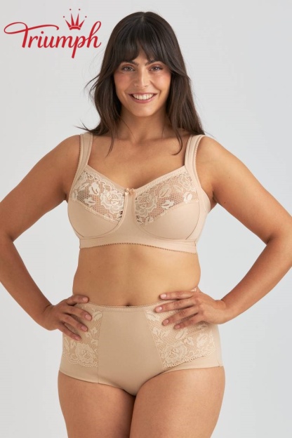 Triumph® 😊 Комплект от четири части: Секси и удобен класически дантелен сутиен, подходящ за жени с по-голям бюст.