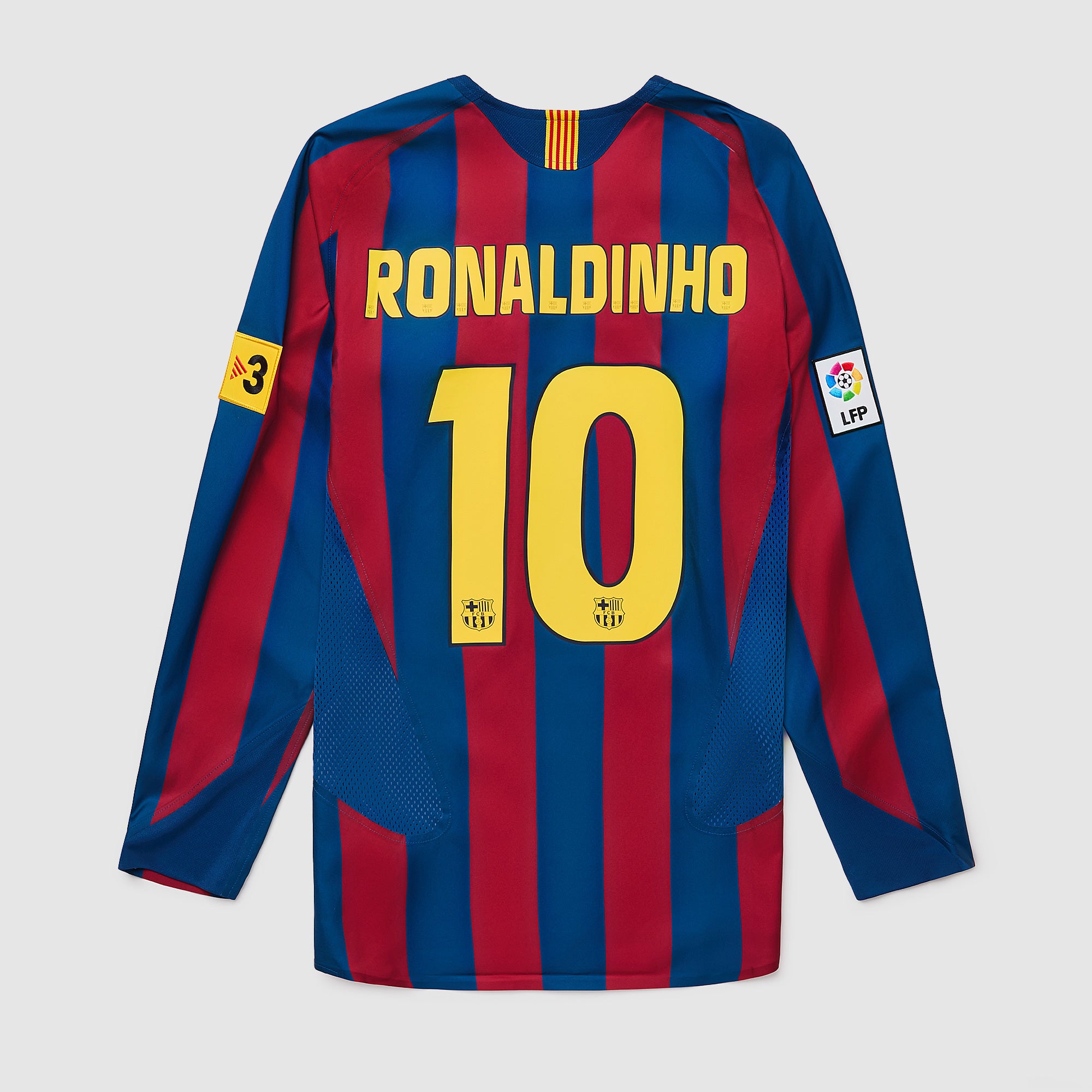 Nike FC Barcelona 2006 Reissue LS Shirt with Ronaldinho 10